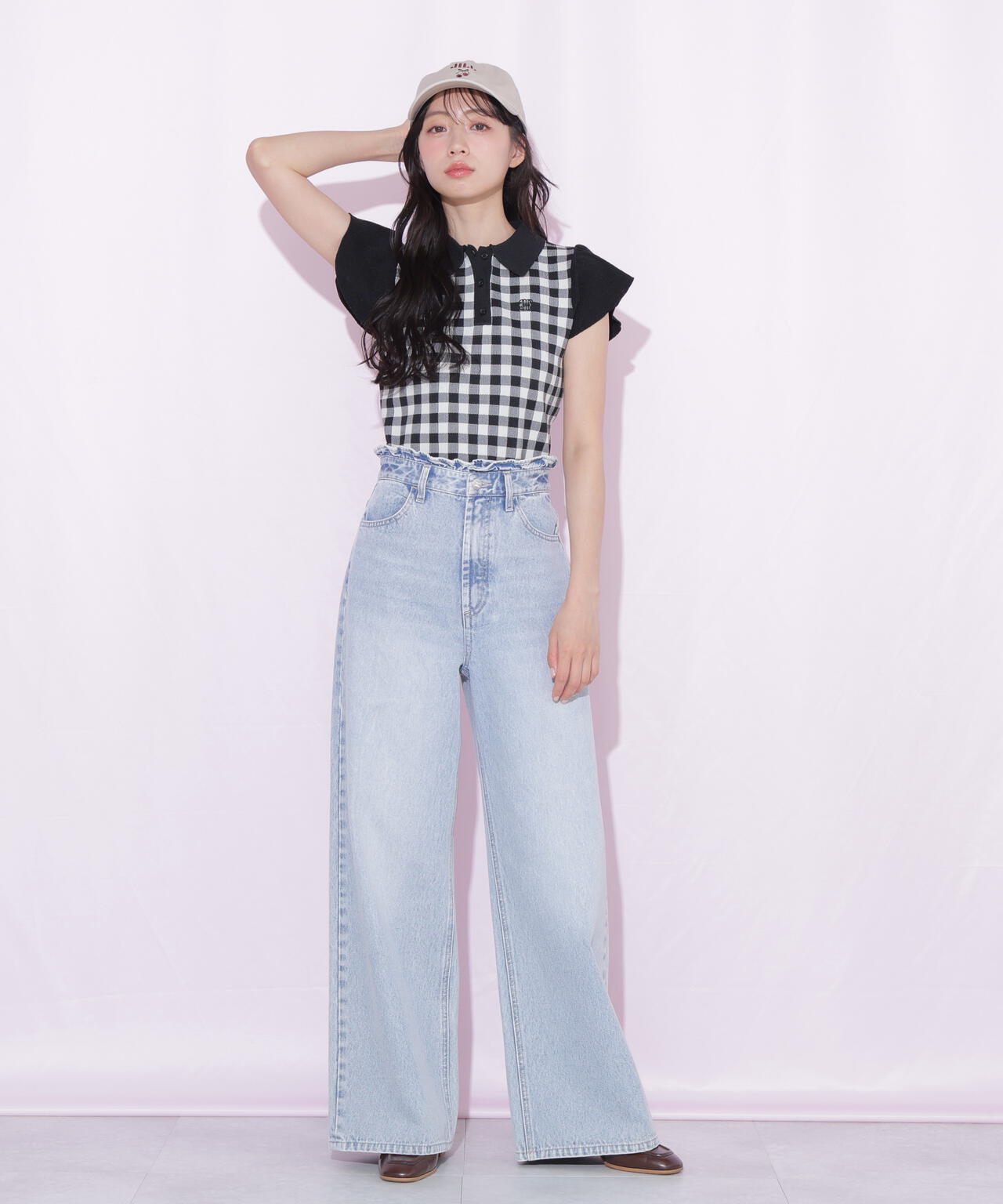 160cm 着用サイズ:FR
