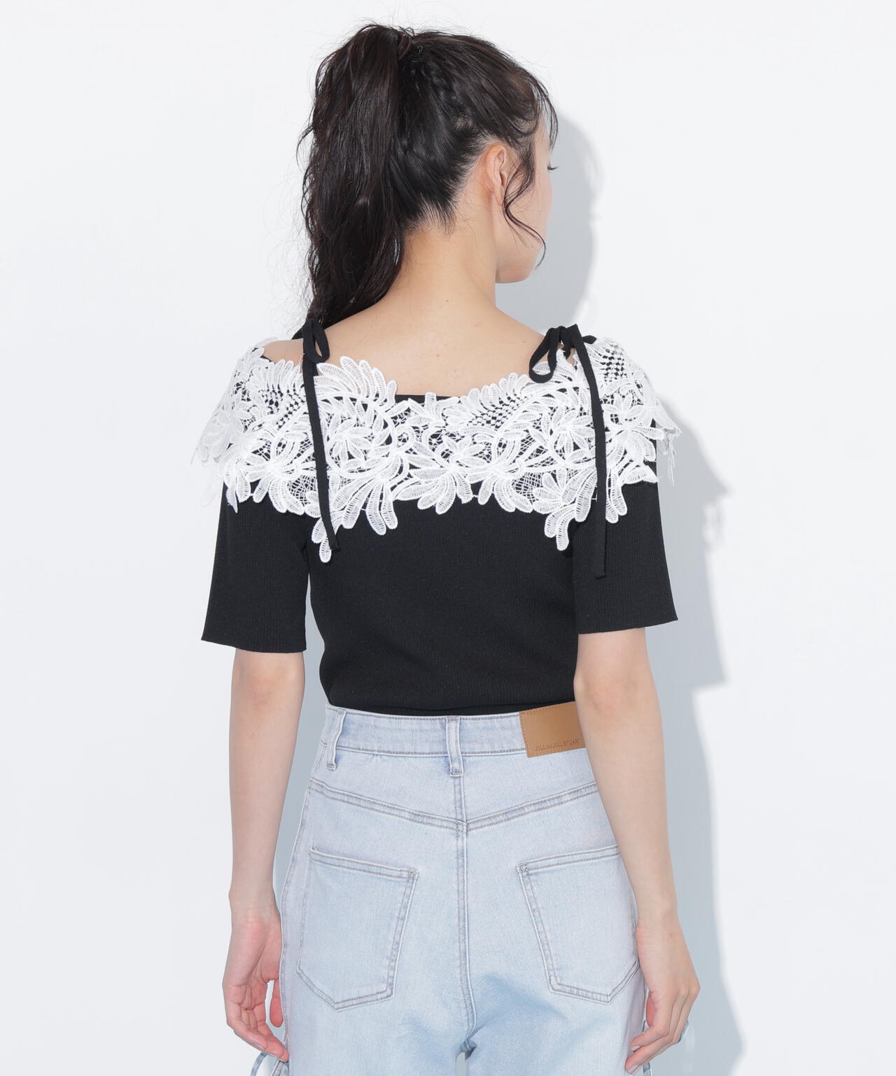 160cm 着用サイズ:FR