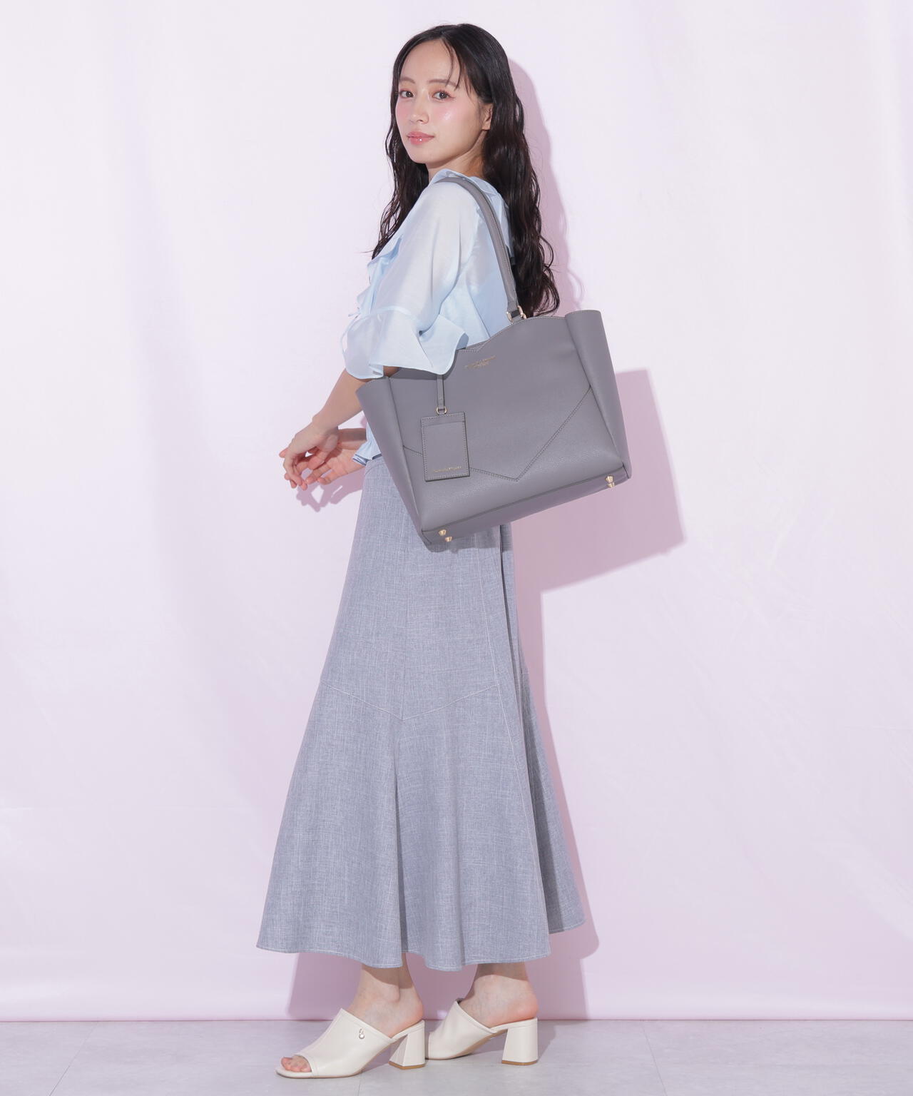 160cm 着用サイズ:FR