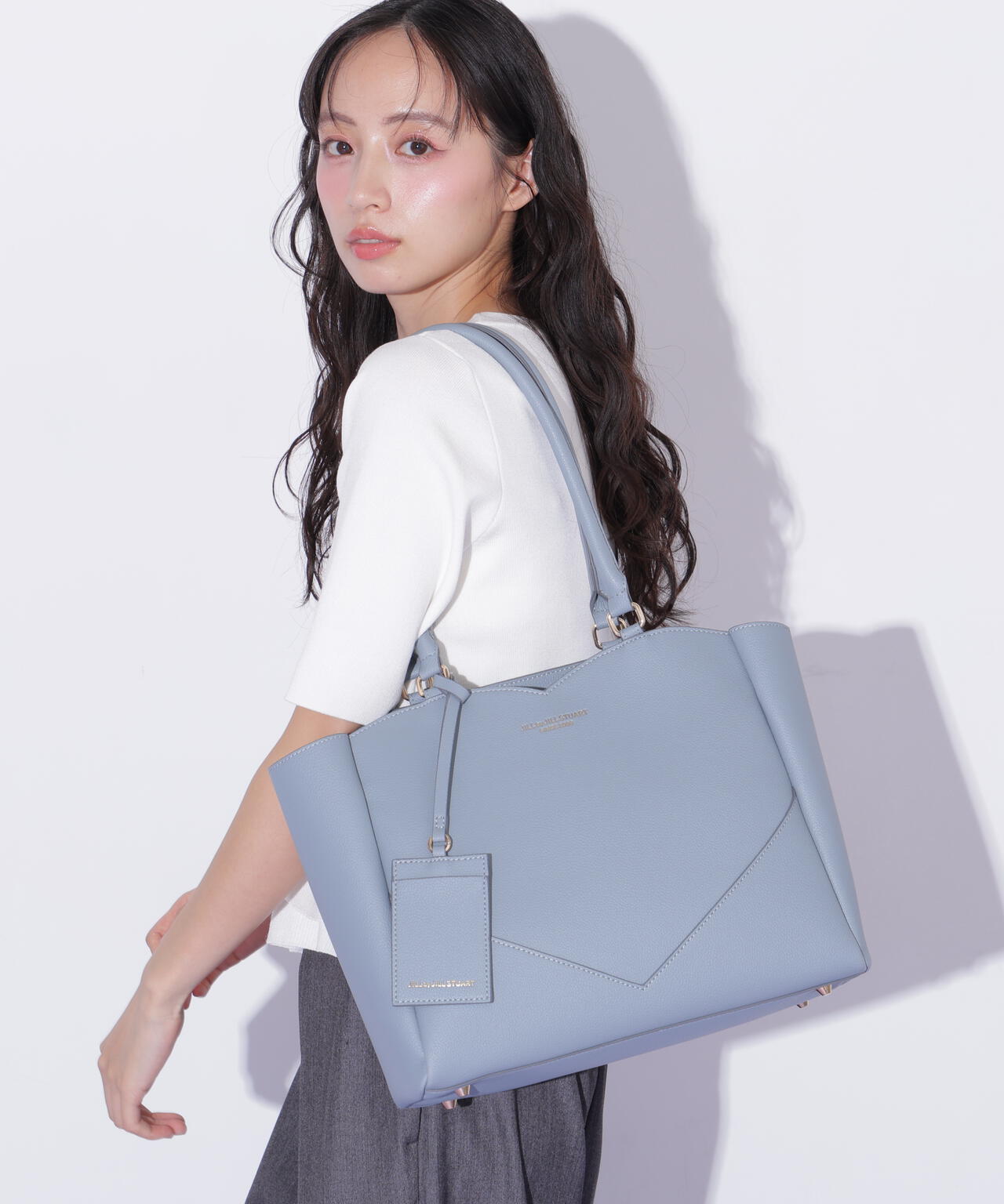 160cm 着用サイズ:FR