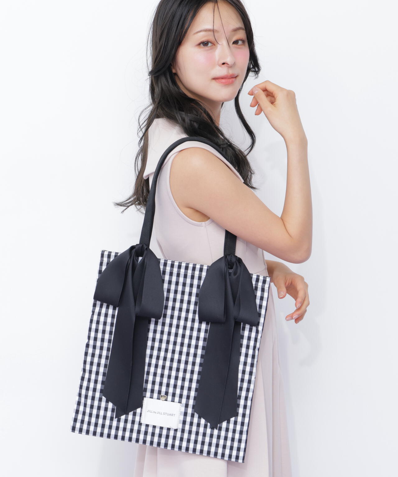 170cm 着用サイズ:FR