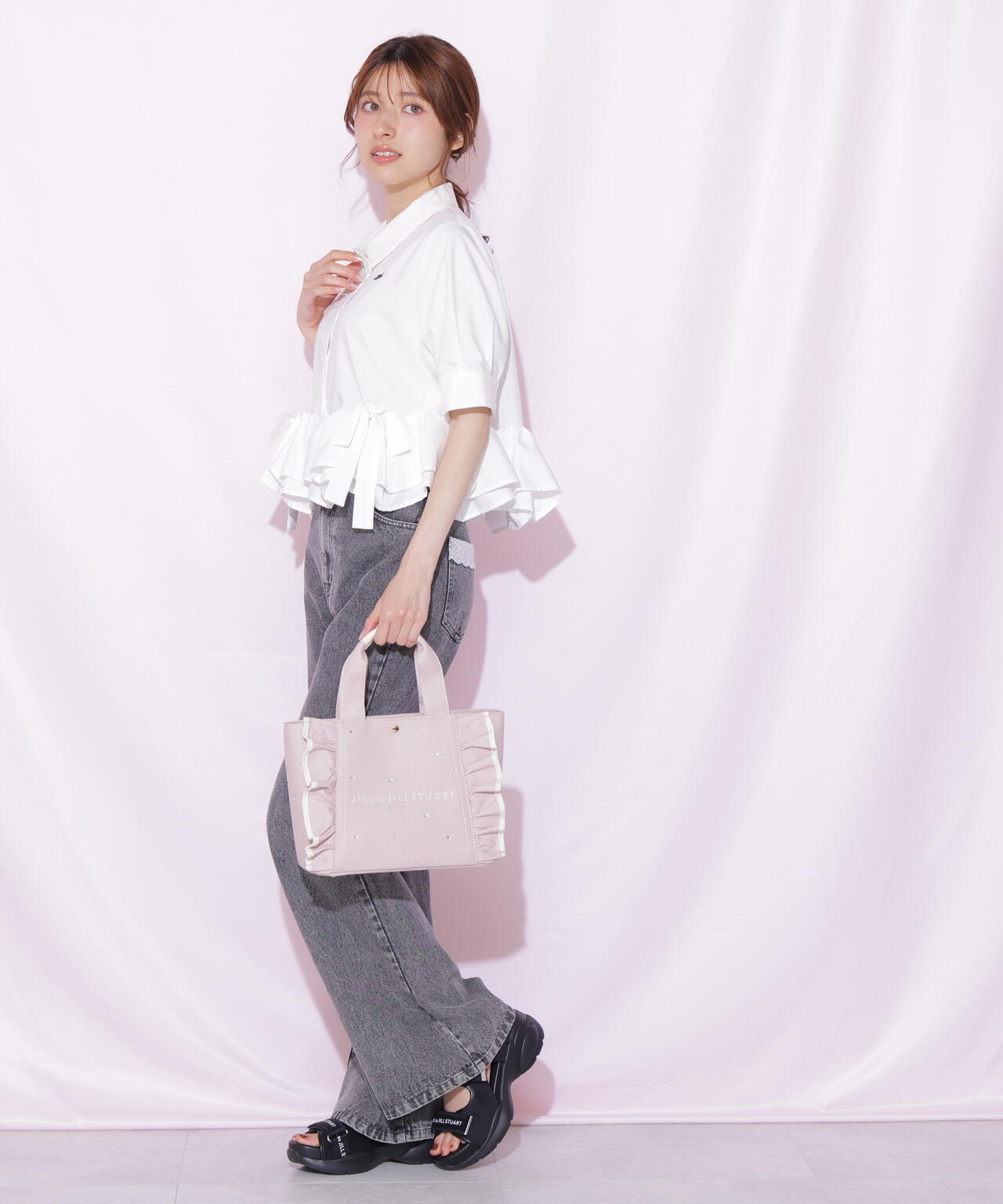 161cm 着用サイズ:FR