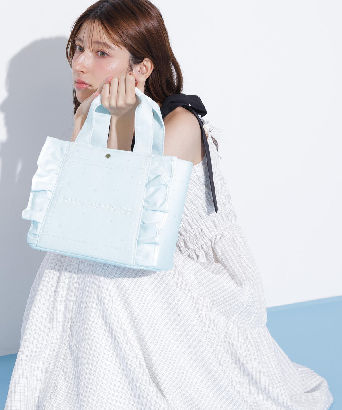 ビジューフリルトート