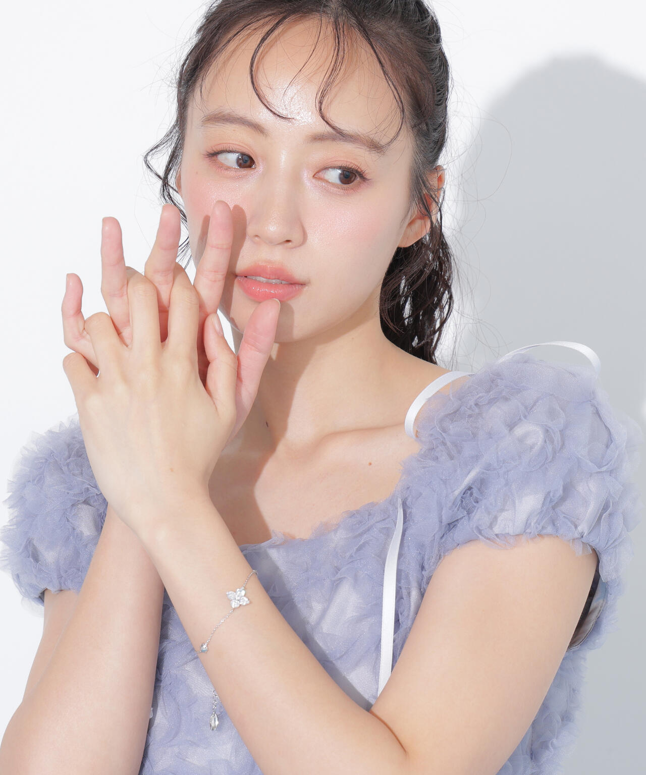 Cubic 大粒クローバーブレスレット