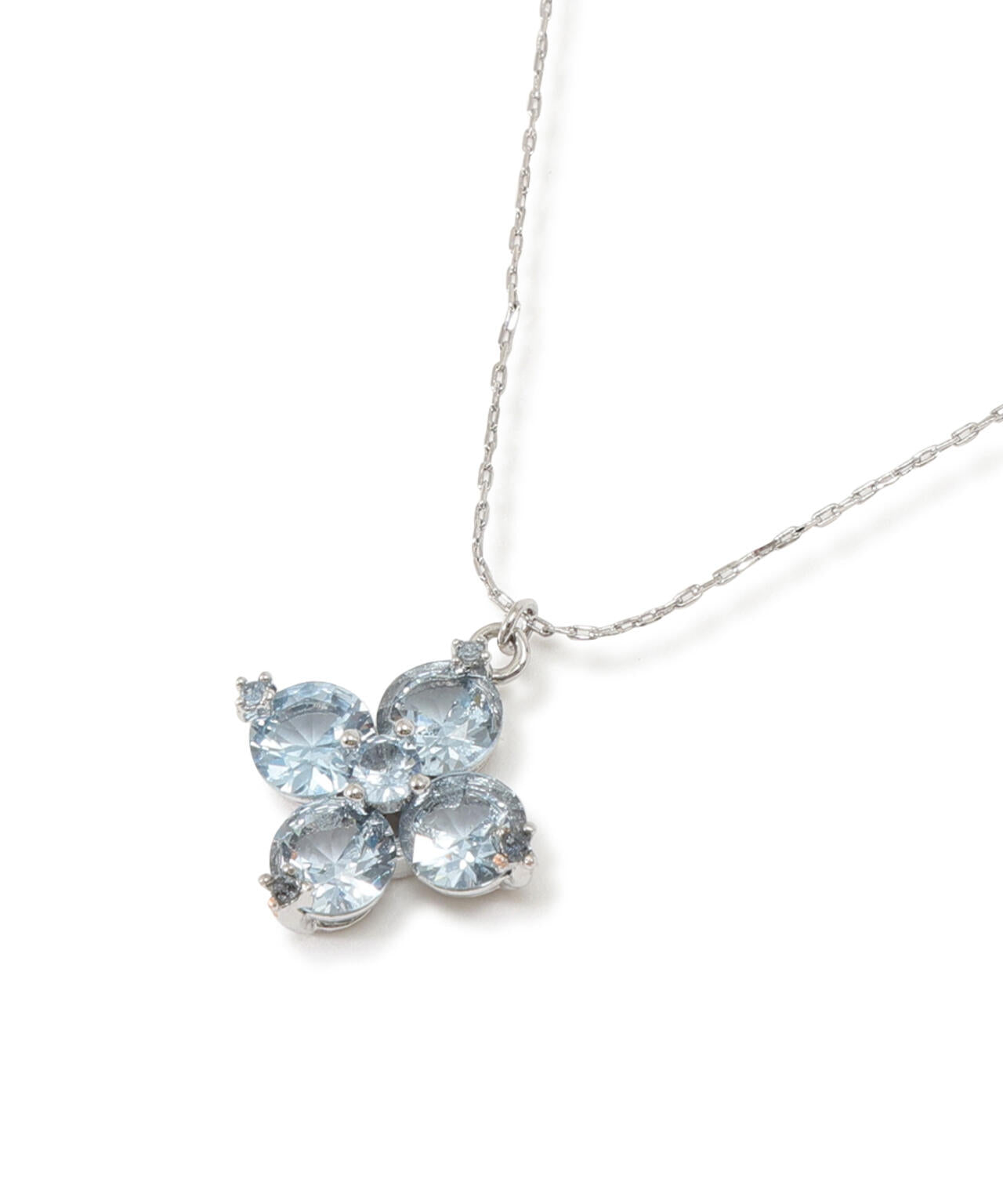 Cubic 大粒クローバーネックレス