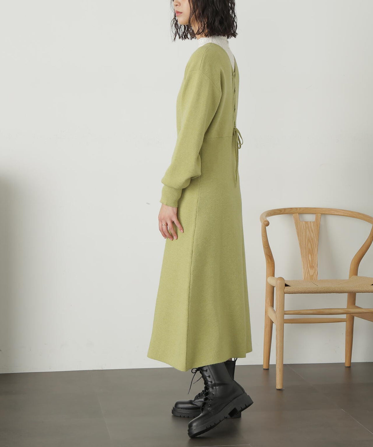 バックレースアップロングニットワンピース