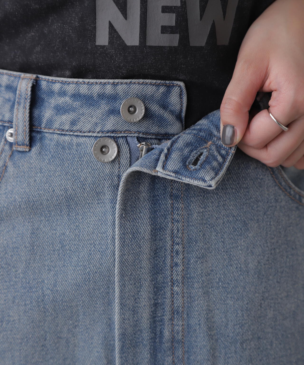 48f87f12-53b6-5b63-bb87-829f4b7b4e4c_Image