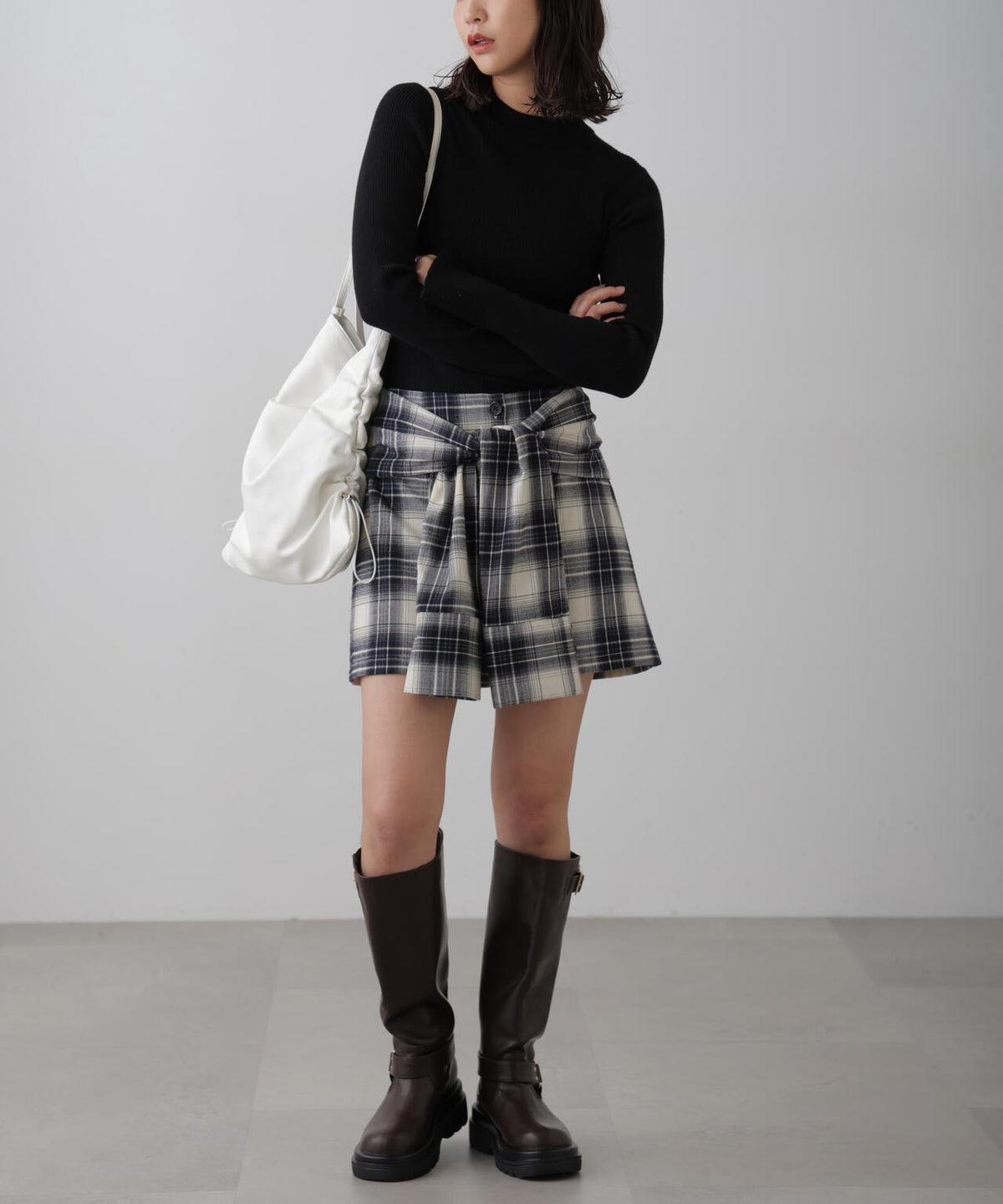 シャツ巻き風ミニスカート