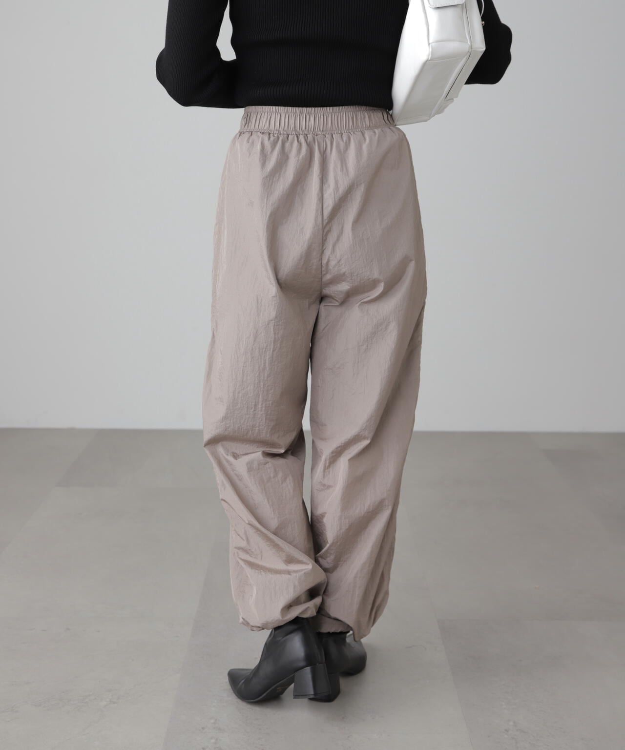 da894bb6-e599-52a4-80d0-35013a03ebd4_Image