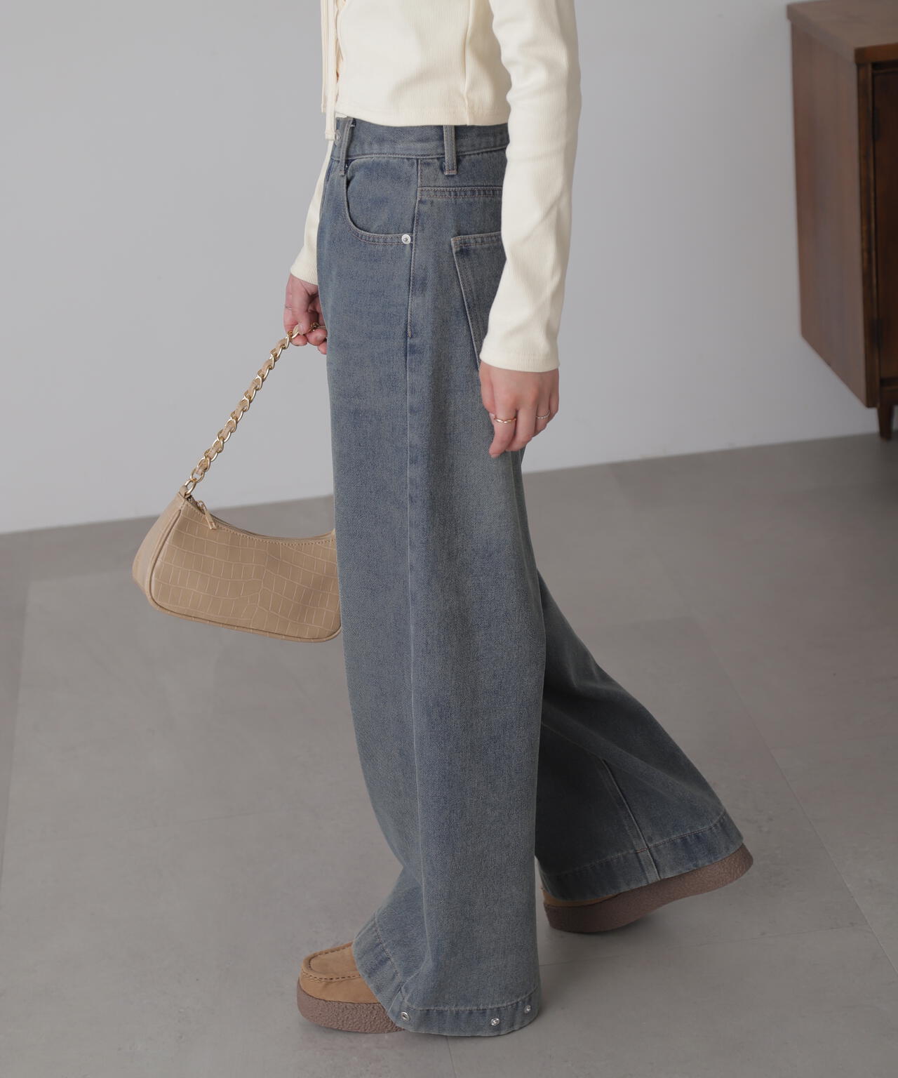 37bde991-c2c3-5247-876f-2b69274ab72d_Image