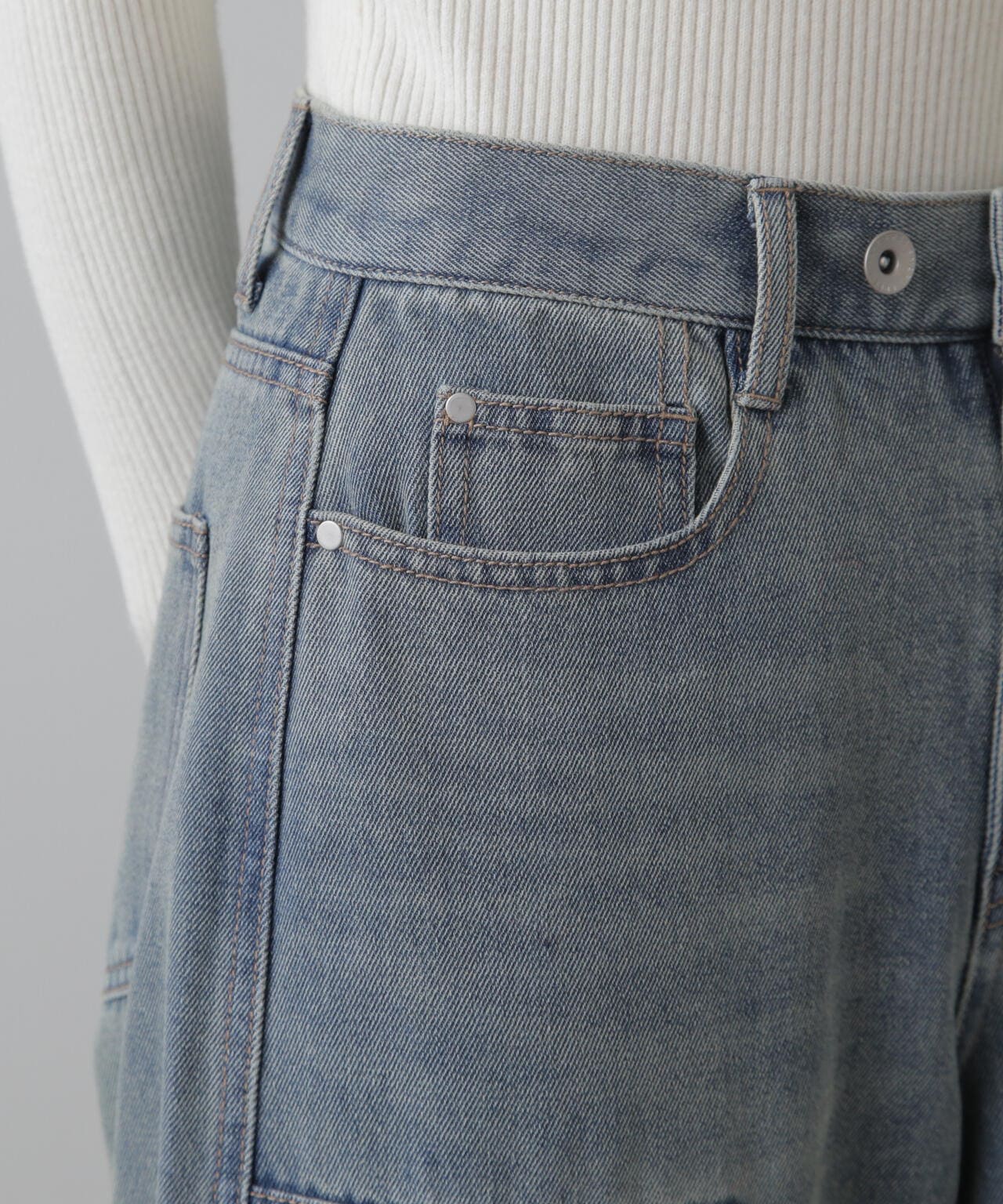 dcddd7c5-da0f-5ef8-8390-b48f0d6faf9d_Image