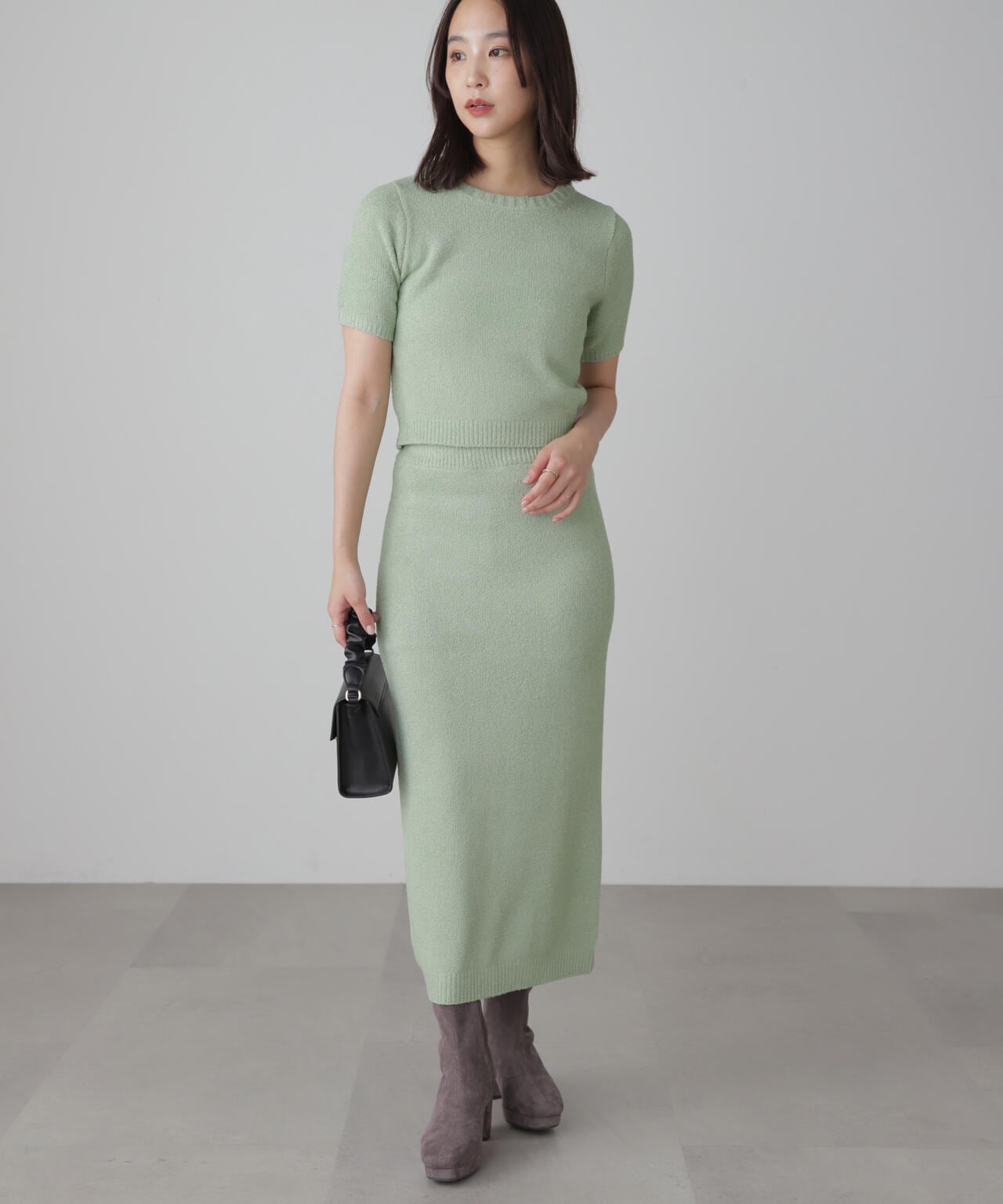 4ce087ad-a12f-5ea2-a021-993d129b8dd7_Image