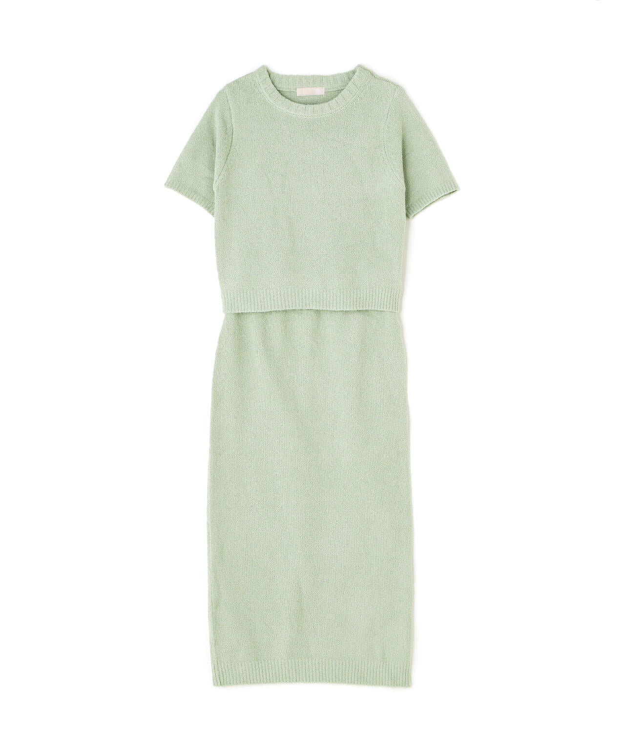 コンパクト半袖ニット×ニットナロースカート