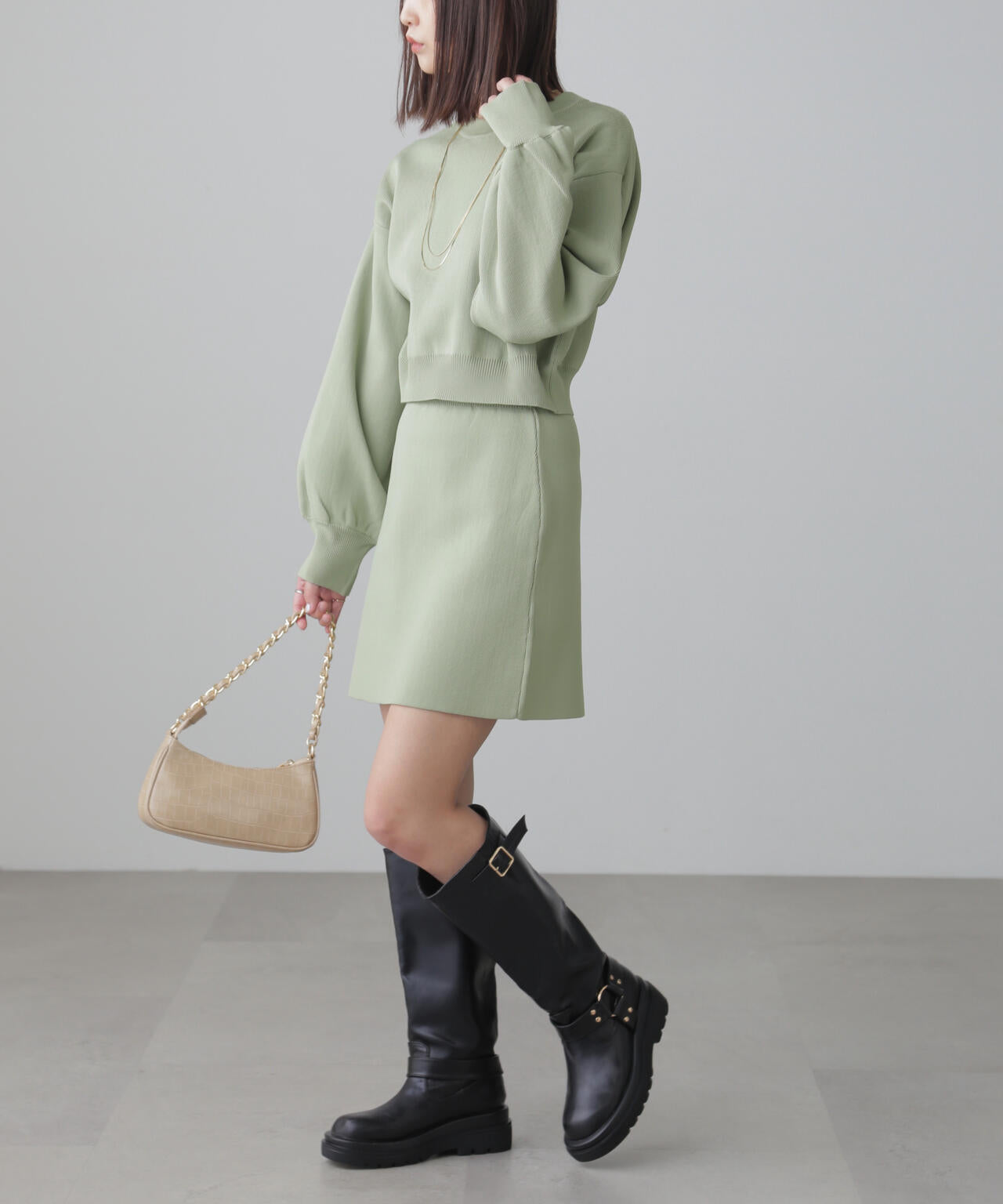 スポンディッシュニットセットアップ