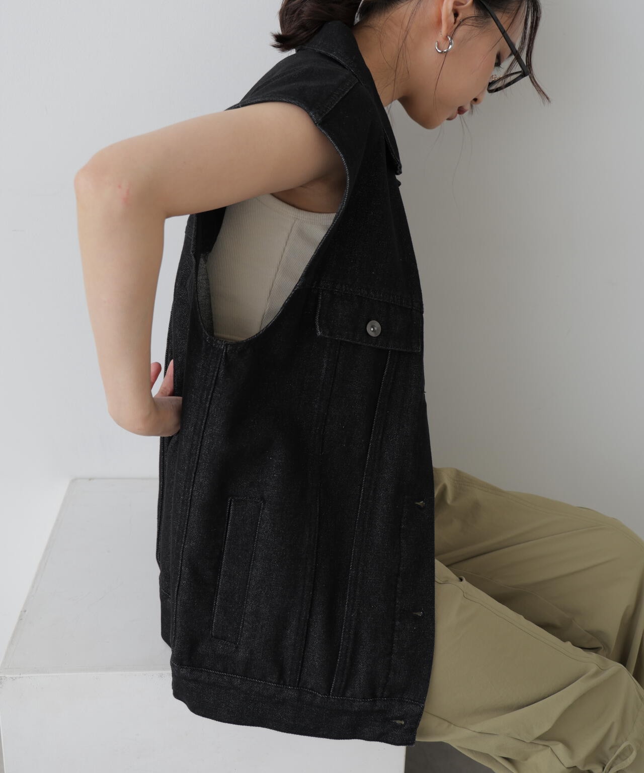 ミドル丈デニムベスト
