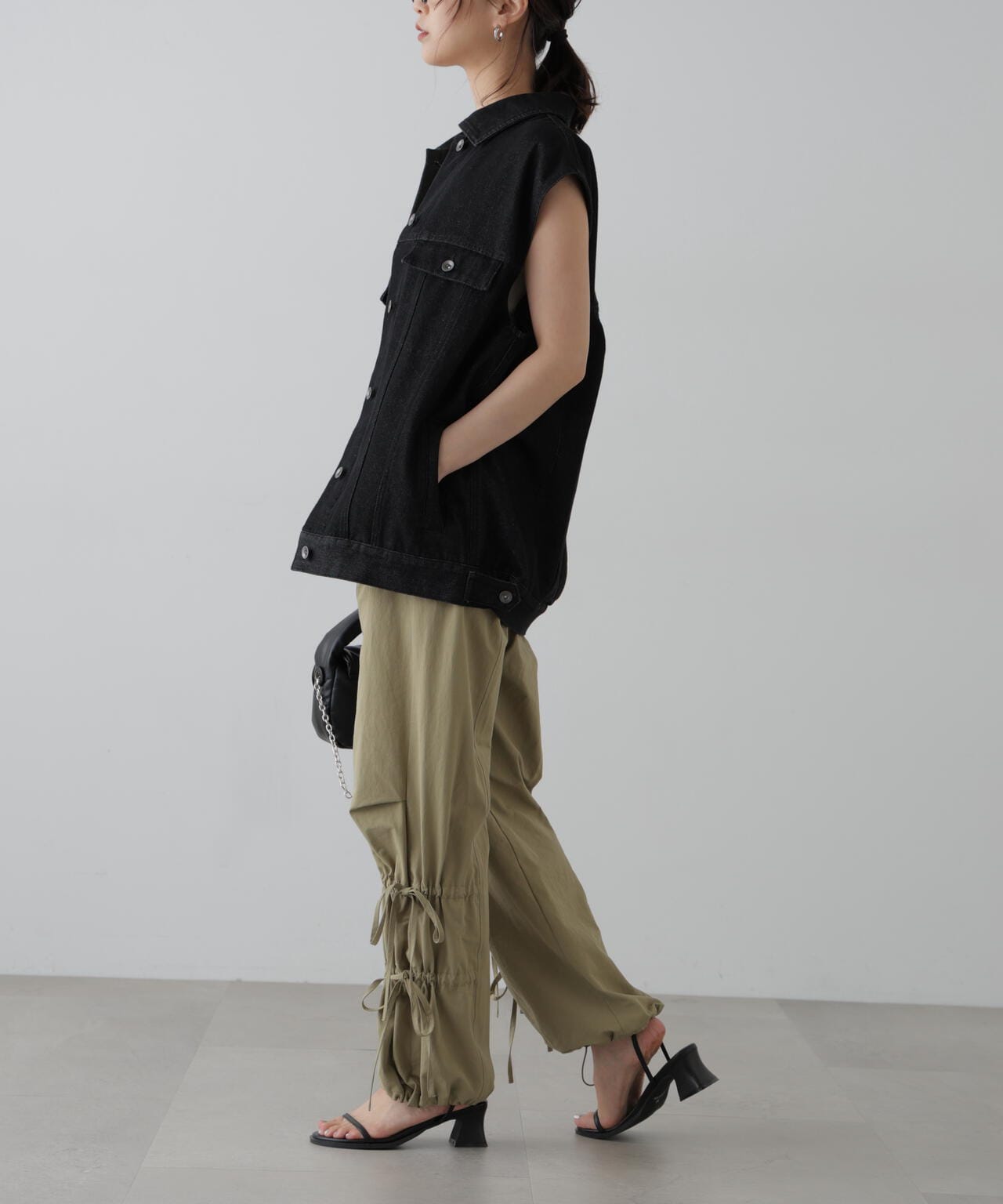 ミドル丈デニムベスト