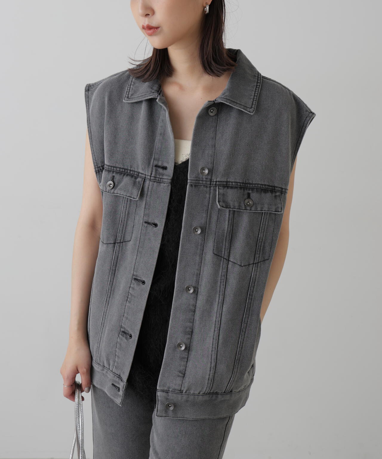 ミドル丈デニムベスト