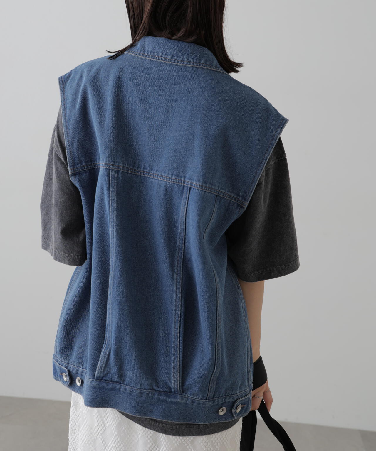 ミドル丈デニムベスト