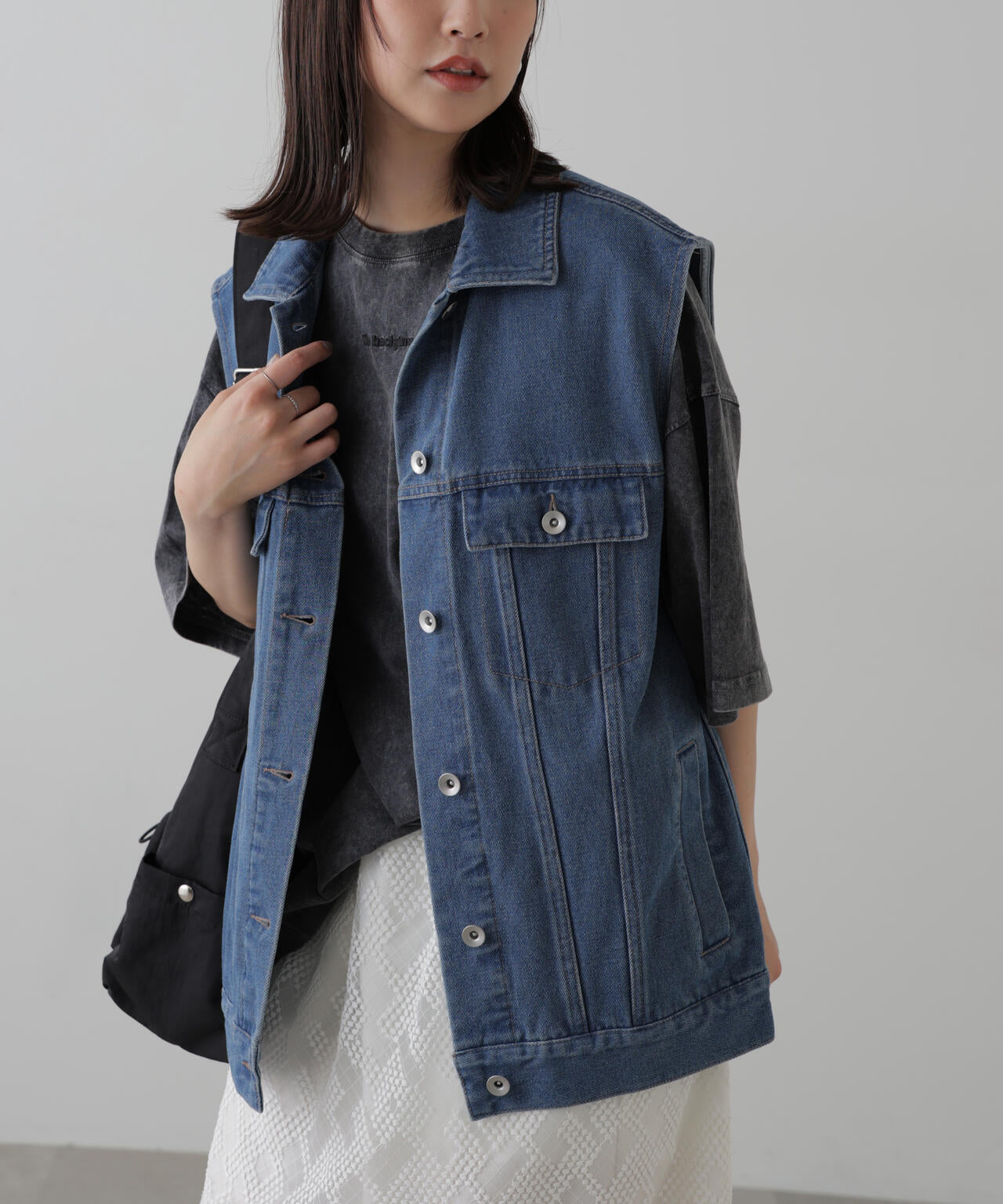 ミドル丈デニムベスト
