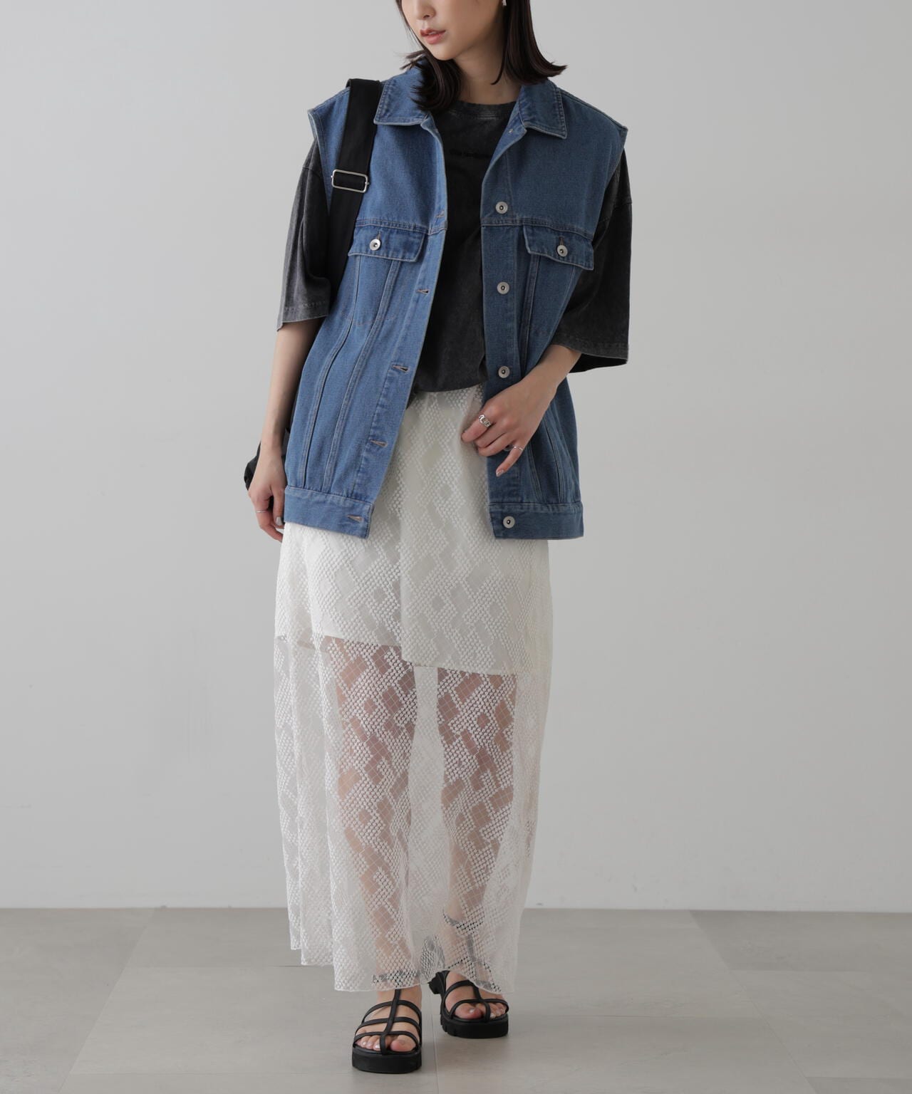 ミドル丈デニムベスト