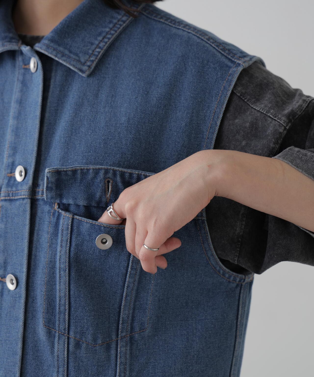 ミドル丈デニムベスト