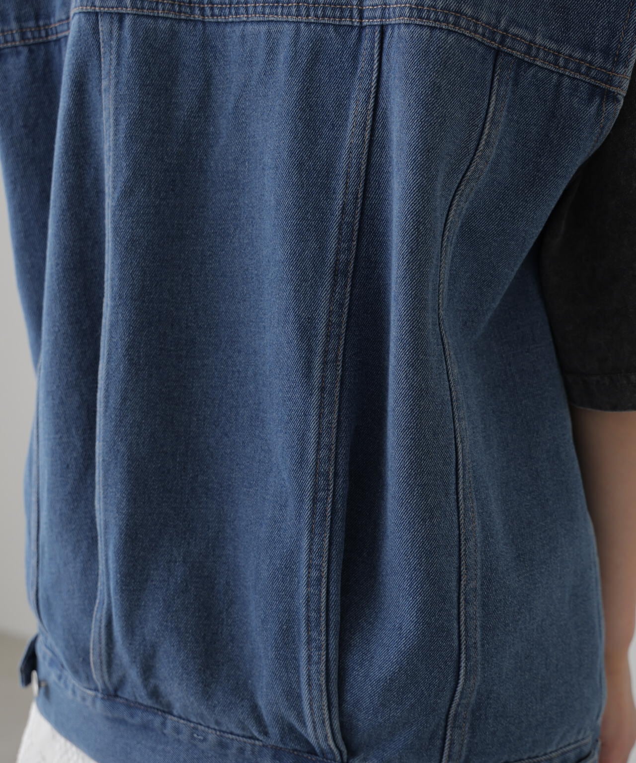 ミドル丈デニムベスト