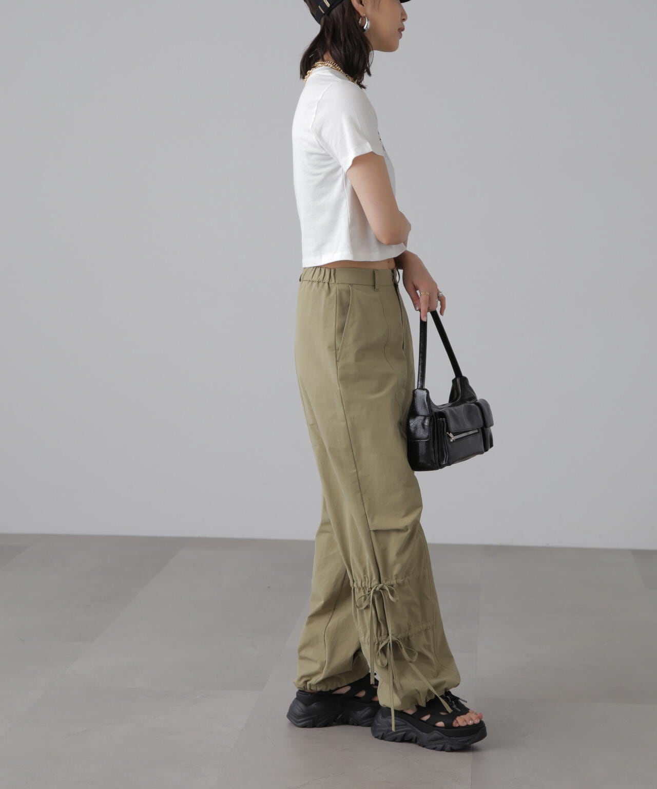 e8adbcf4-f262-59df-b6ba-64287f12cd93_Image