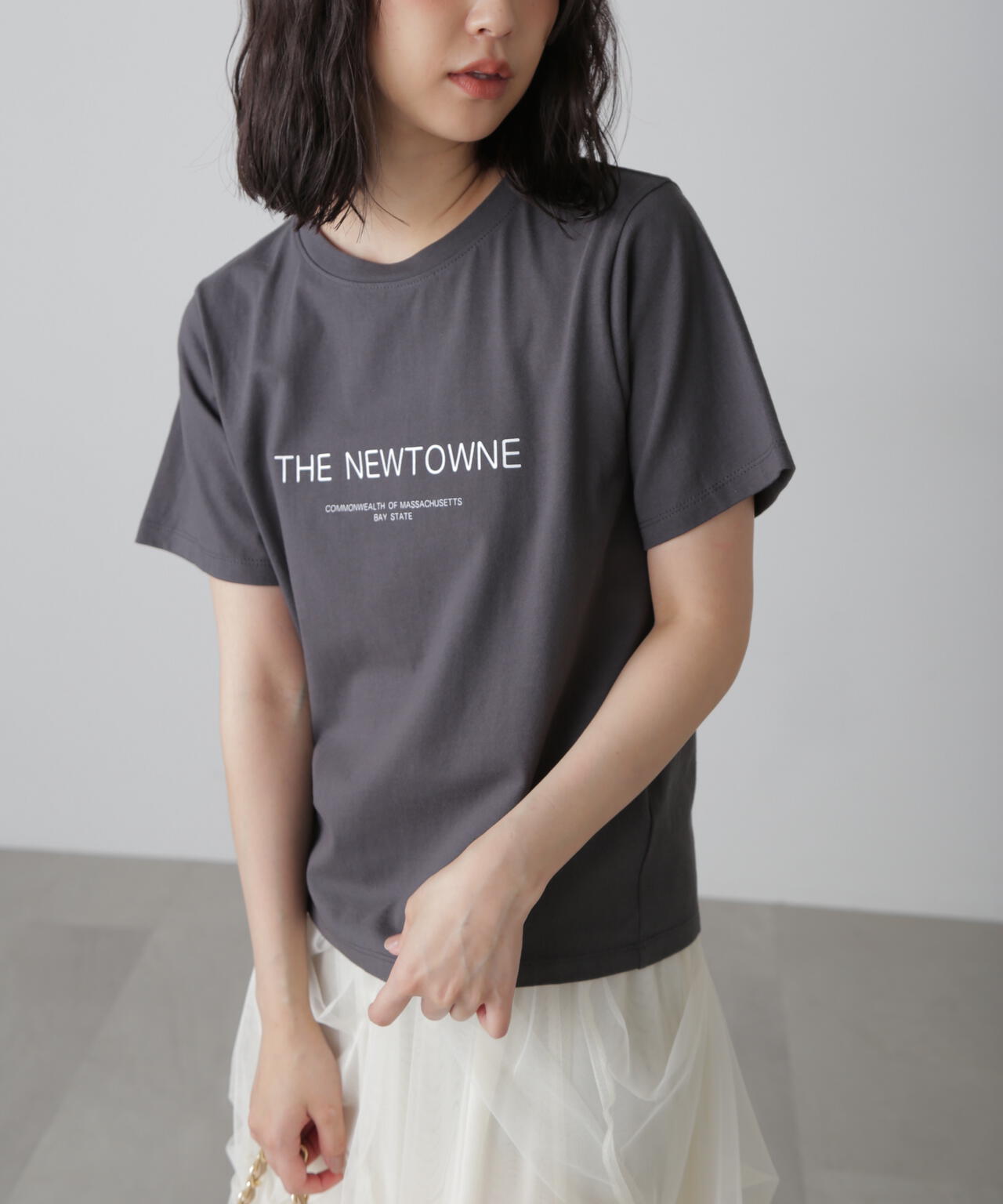 シンプルロゴプリントTシャツ