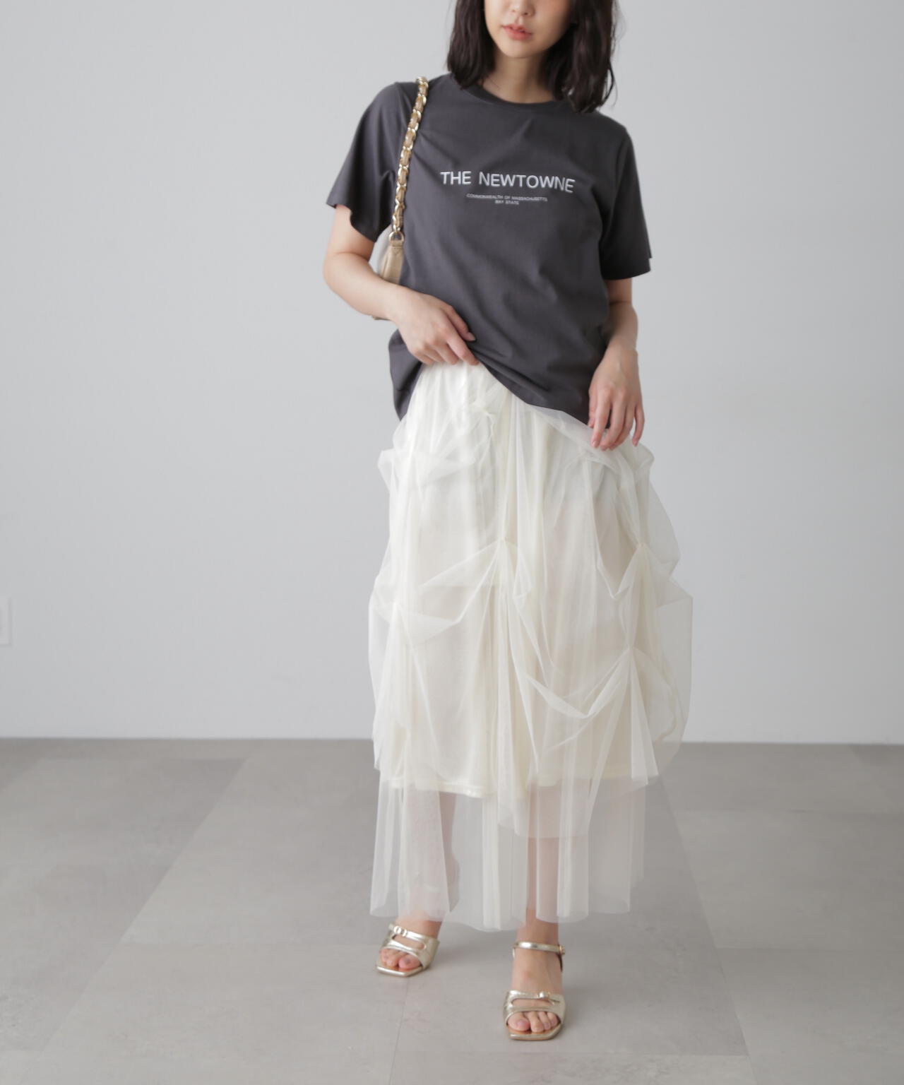 シンプルロゴプリントTシャツ