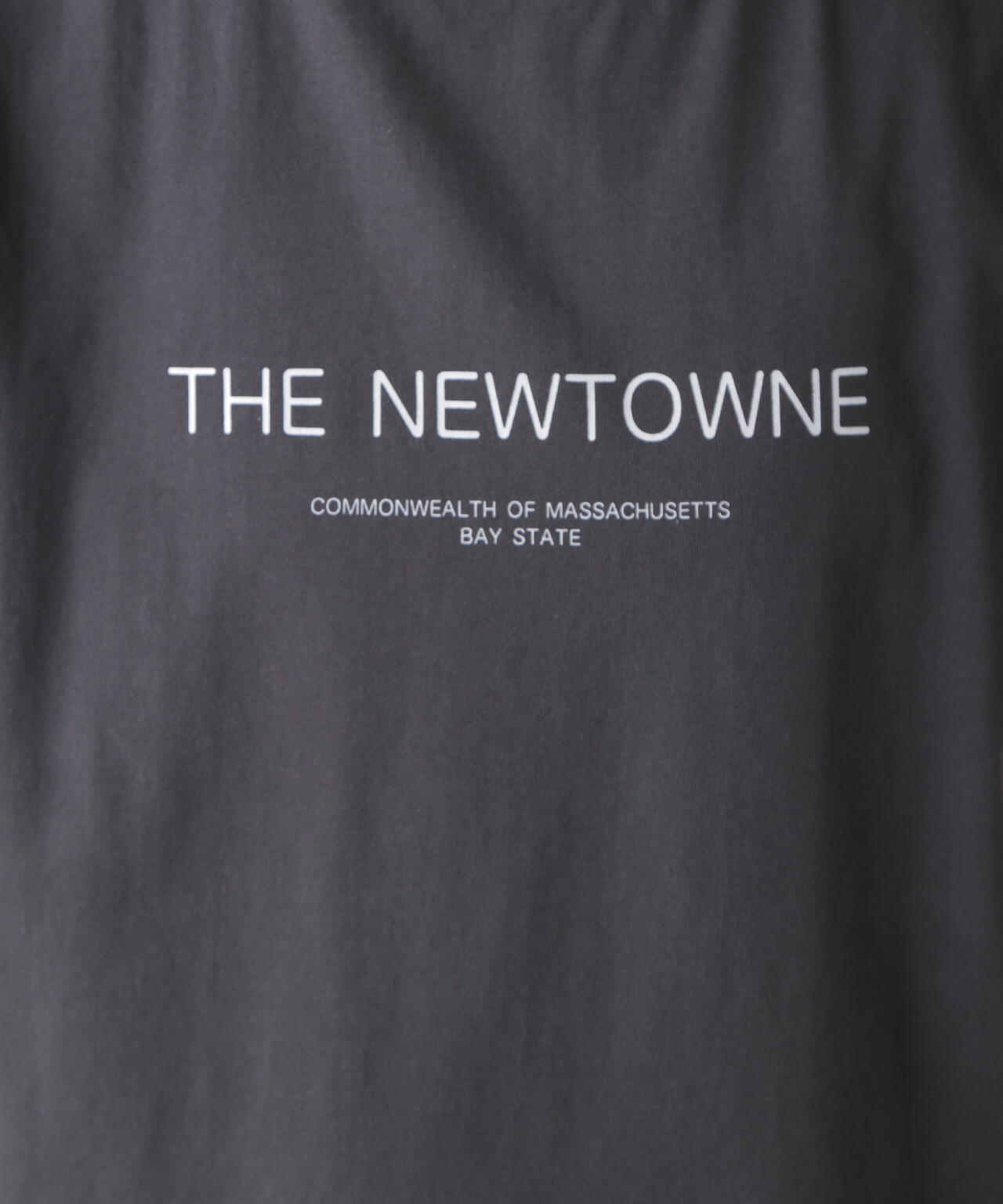 シンプルロゴプリントTシャツ