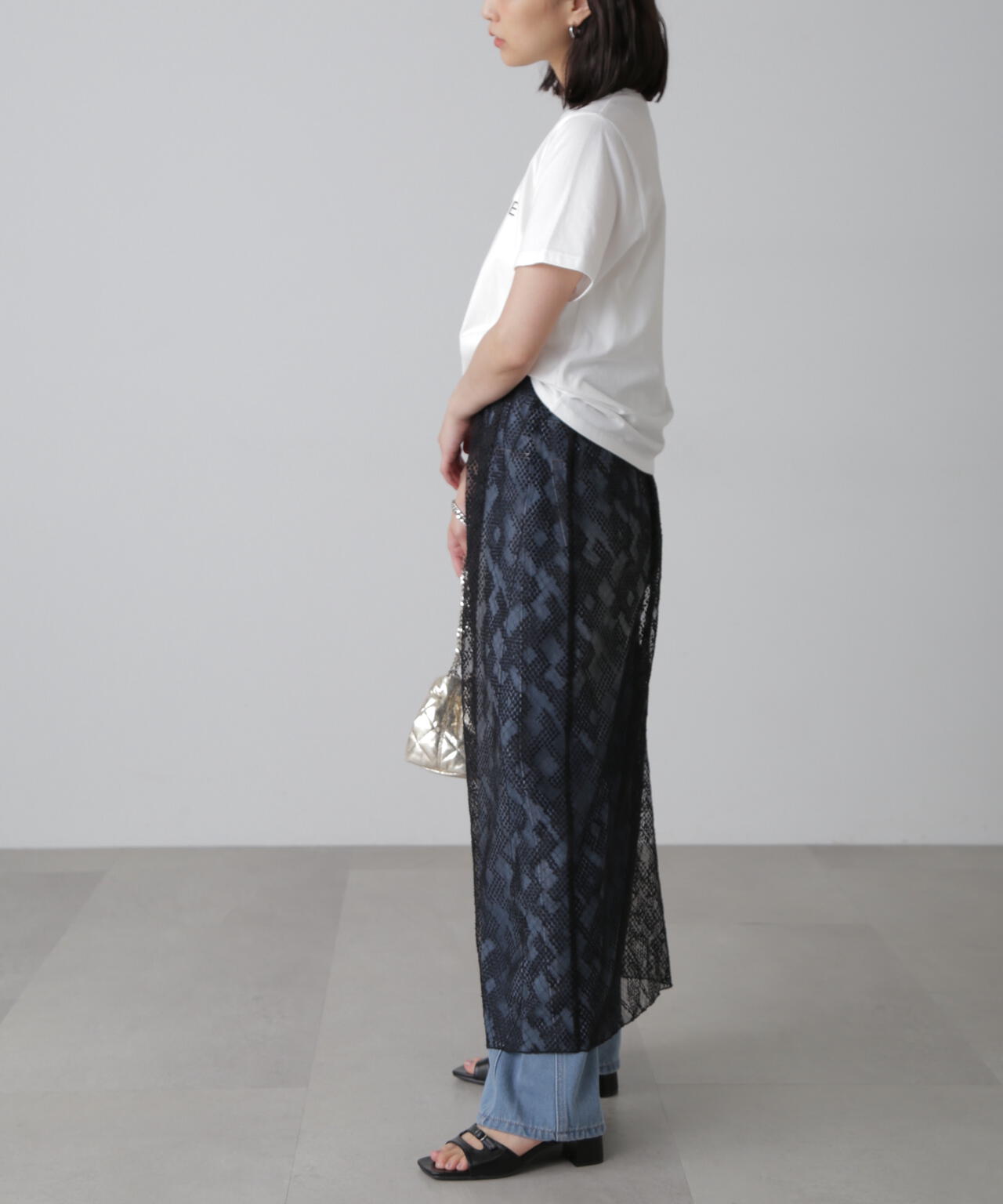 シンプルロゴプリントTシャツ