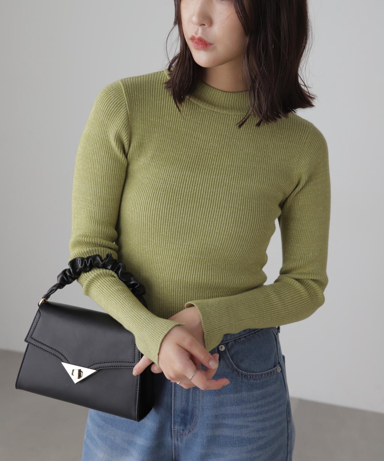 8fe5dca6-f9a2-57db-a2b9-35639ea84177_Image