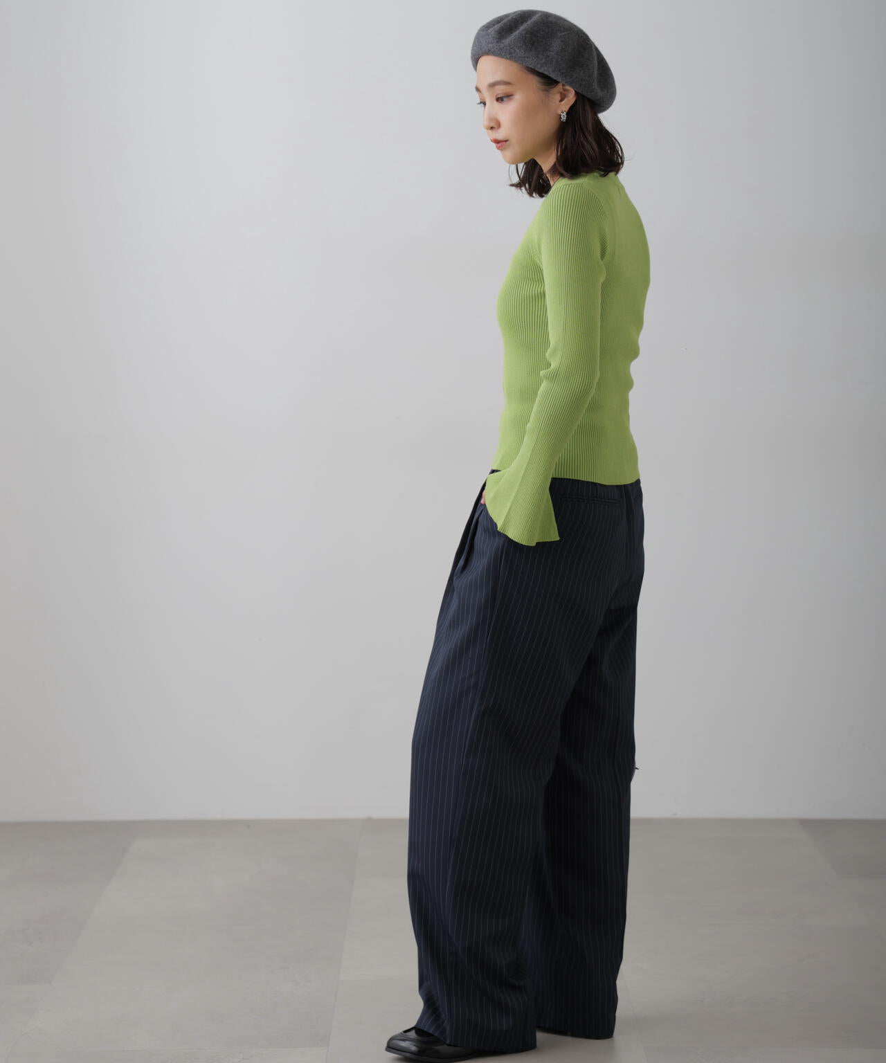 e733fb72-6dd3-5e0b-b133-aac5d1a5e933_Image