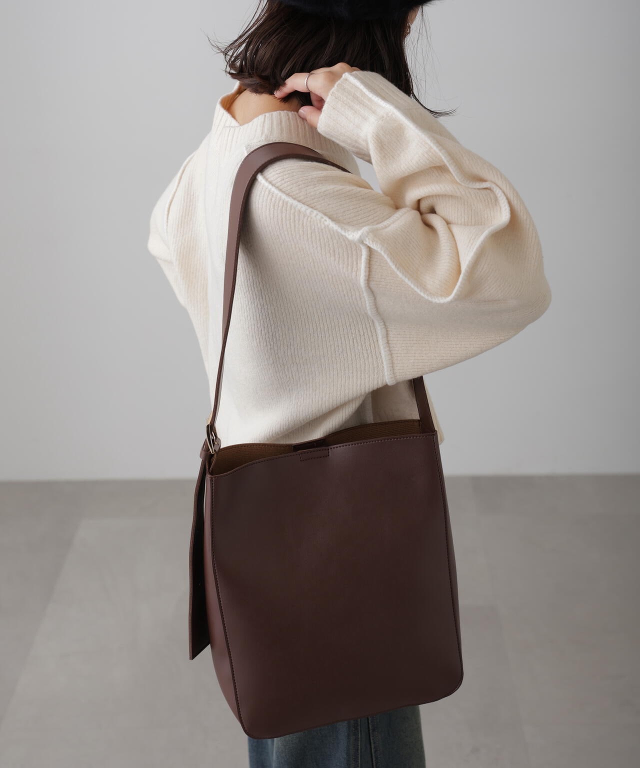 74212499-6fba-5a20-b4e8-2a650970836a_Image