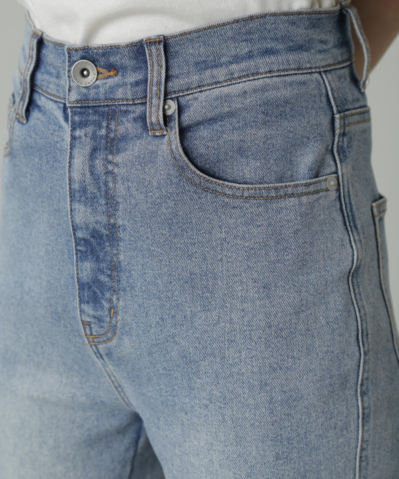 3162e5b0-2b93-5775-8ab2-85866463c1b9_Image