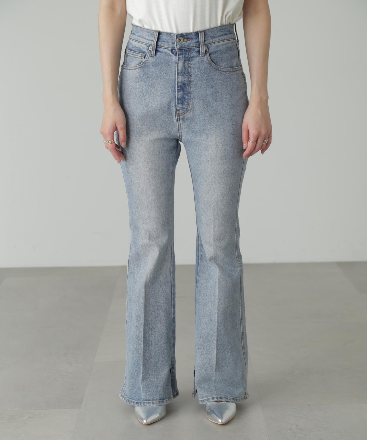 dc35e439-c8c5-5a8f-a9df-befe9f6eb30a_Image