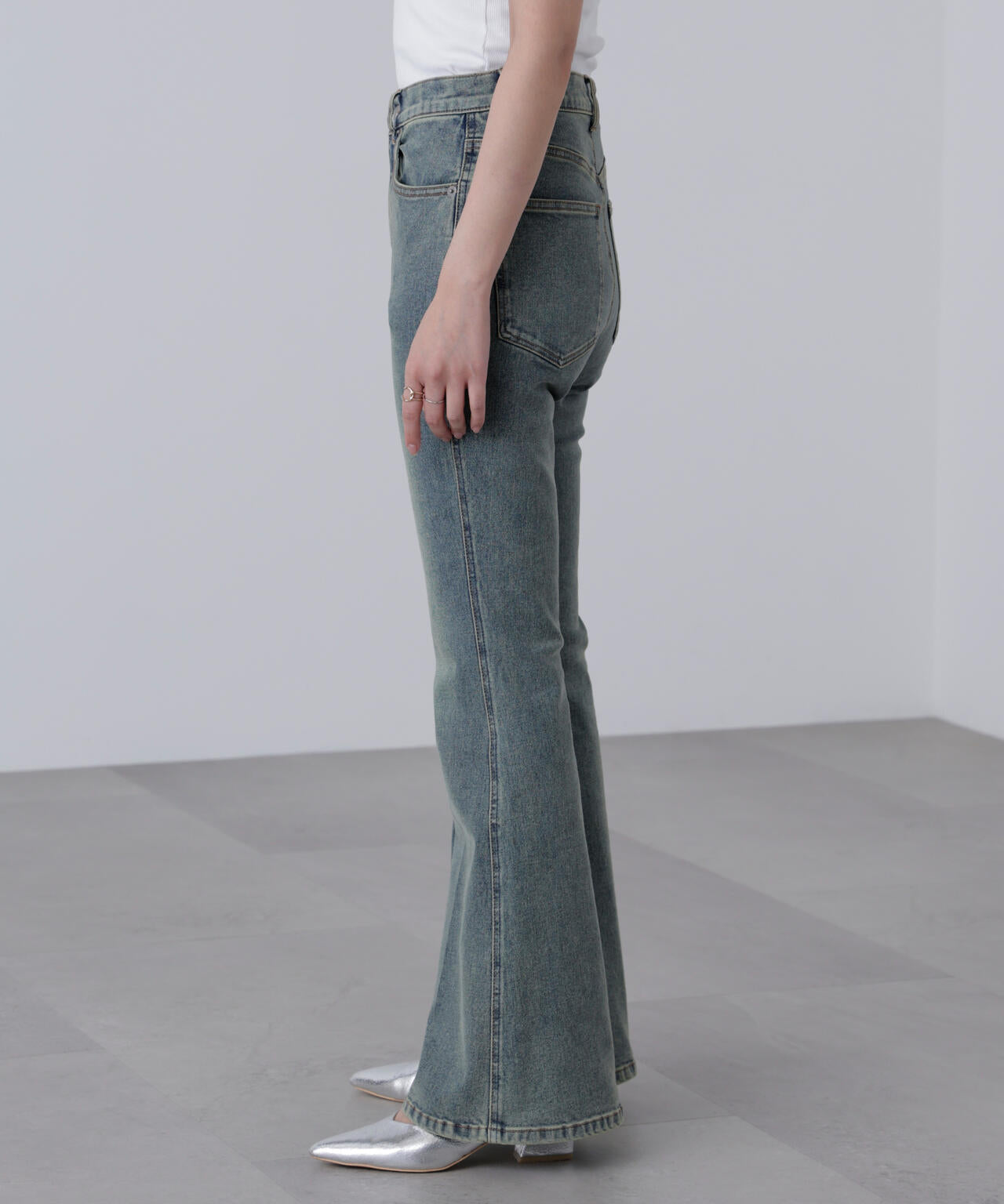 1f8eee6d-fdec-5ba6-bf05-7294f72fc7b1_Image