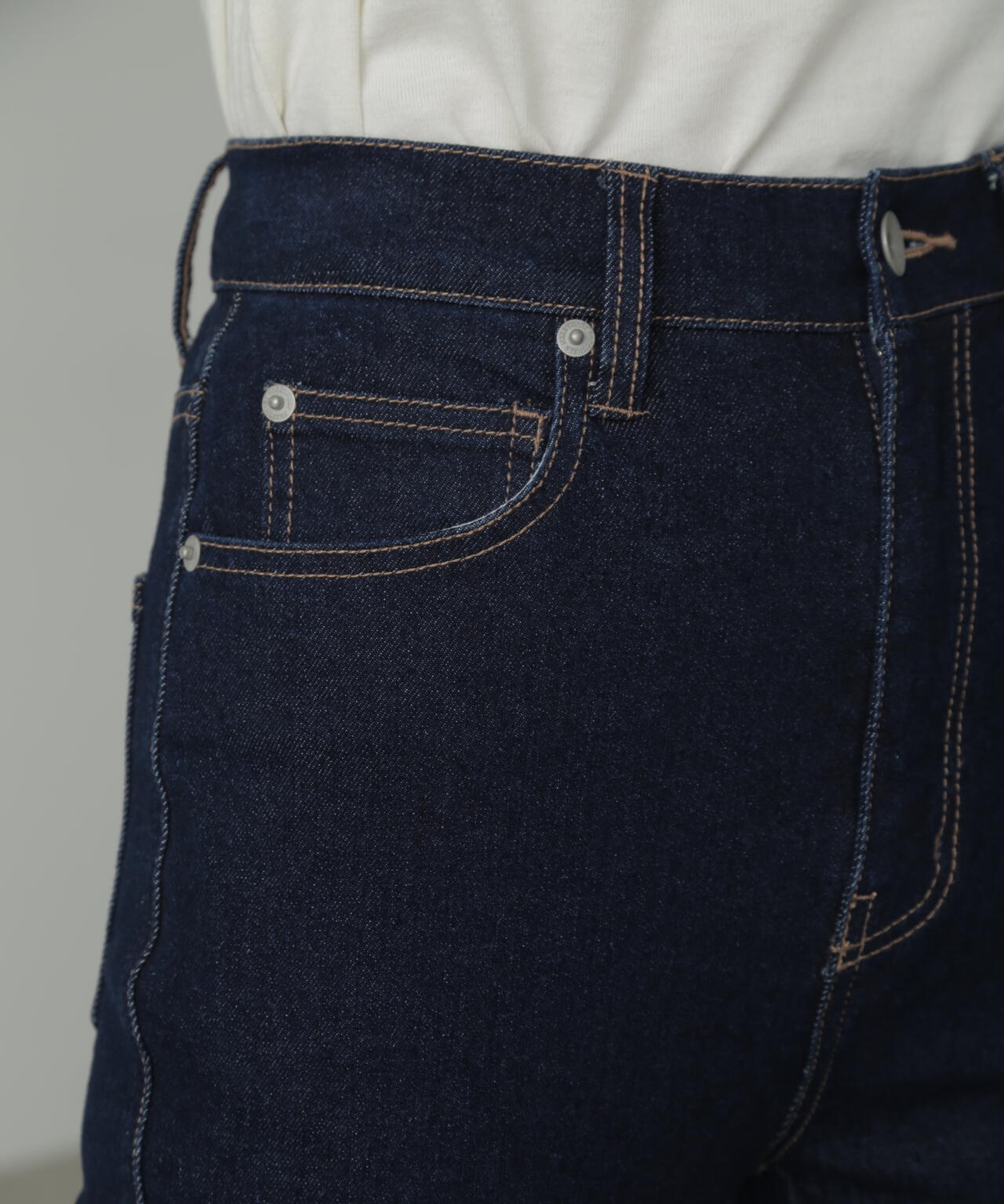 6205229c-7953-5e80-8a29-0bf889bb3d01_Image