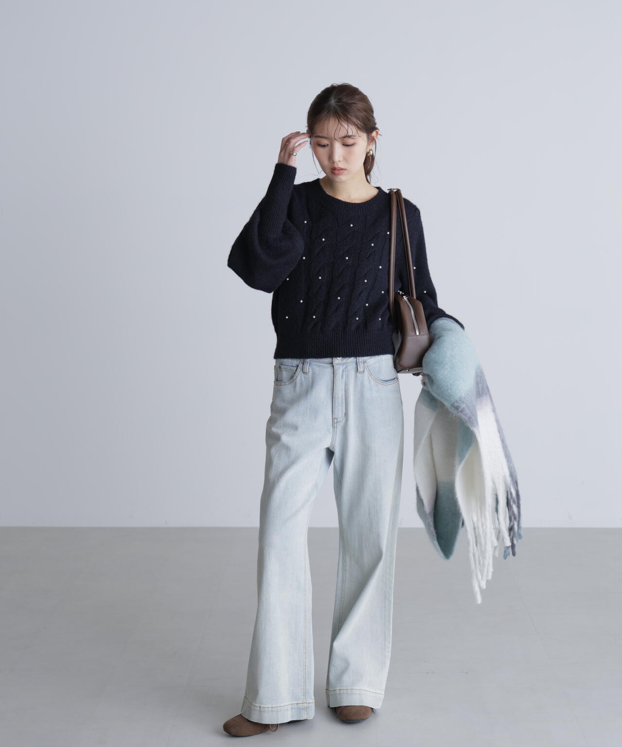 b6cc1279-304a-5992-b5dc-c9af6b3a6d9a_Image