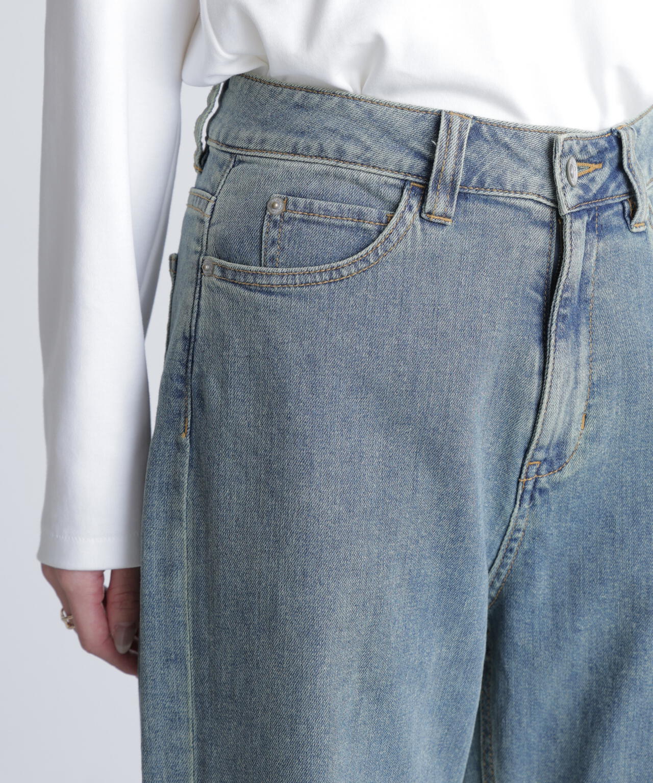 5da9fa19-3dd9-50e2-9f42-7d5fd0dadfdf_Image