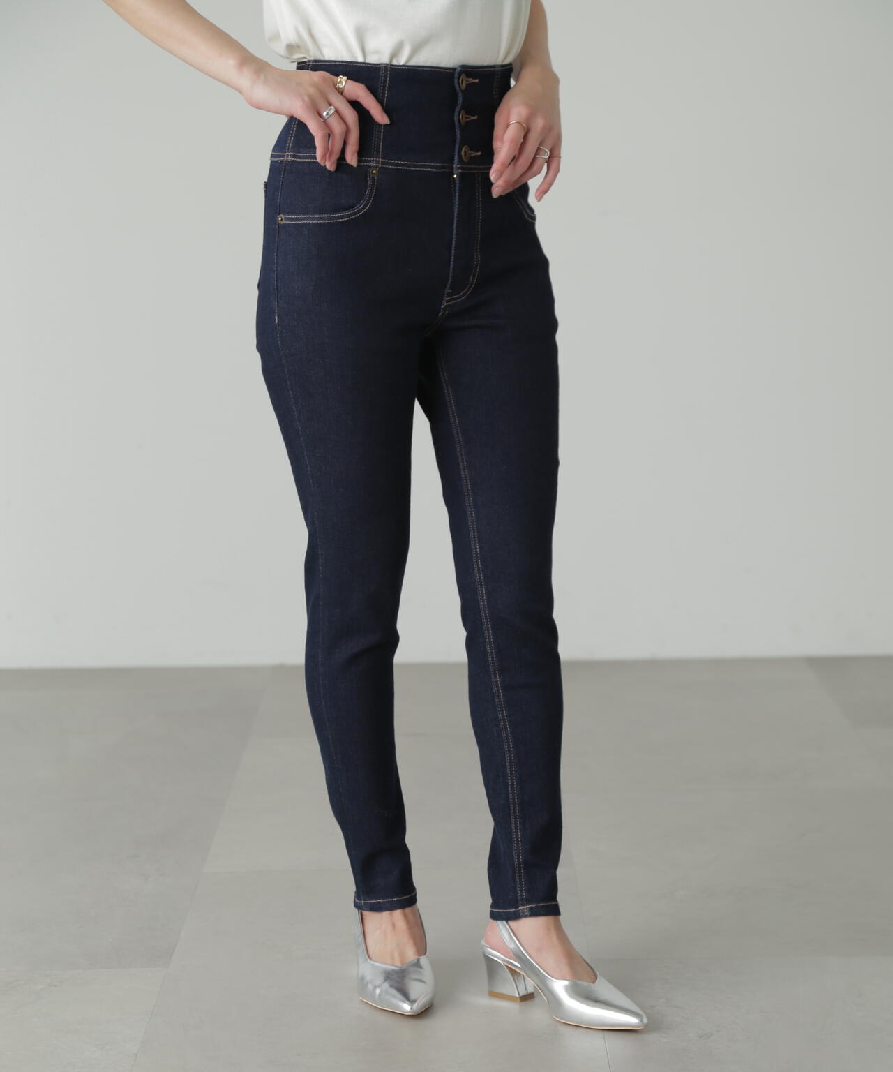 0ddbe34d-5b3b-5b94-b7af-673dcbe725e1_Image