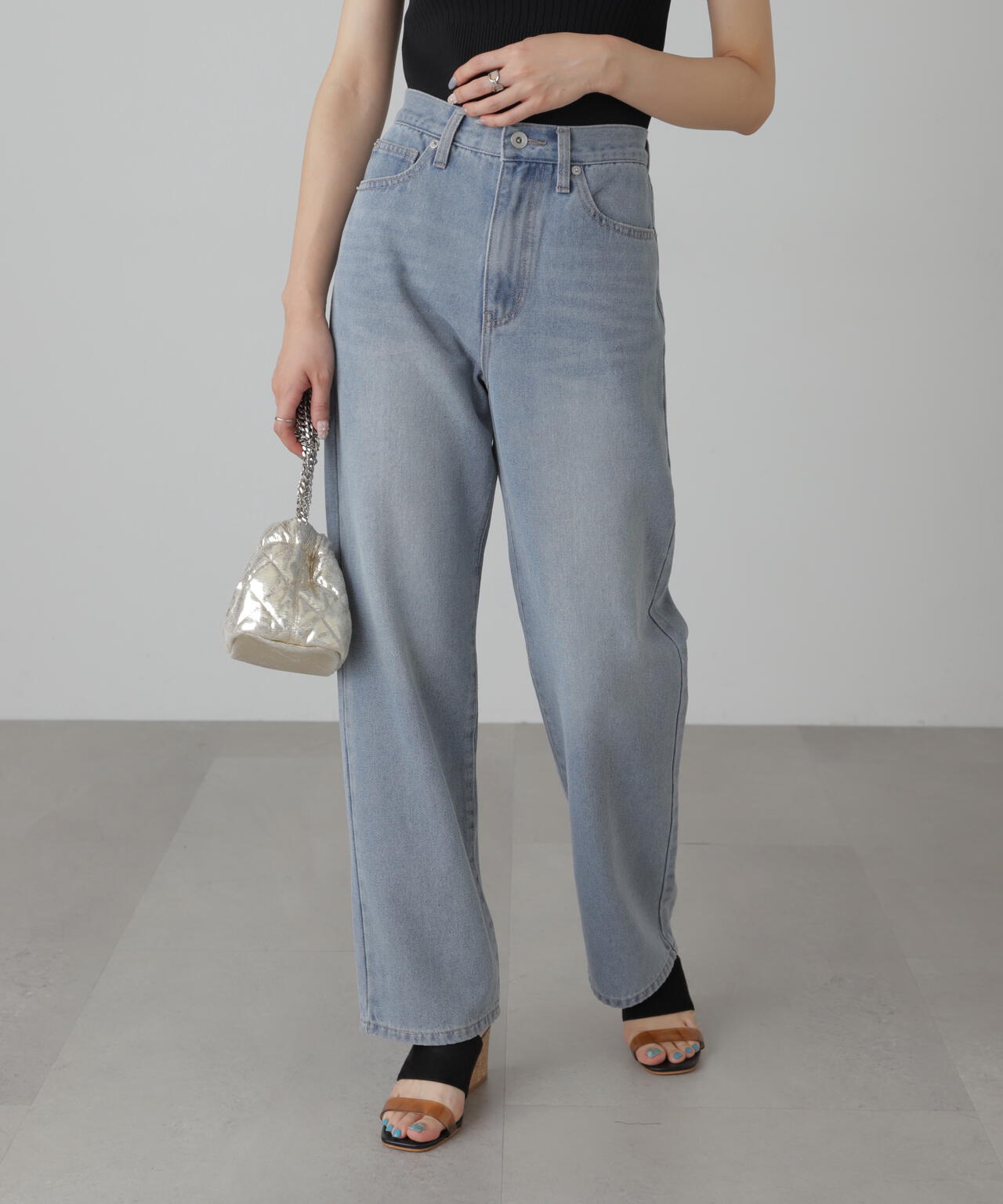 0eb0be4e-9563-57a1-a990-c51c3c0dea4d_Image