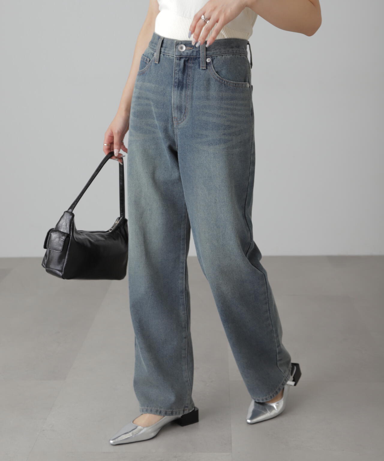 d8c53307-a7b6-5e45-a535-460513972f8d_Image