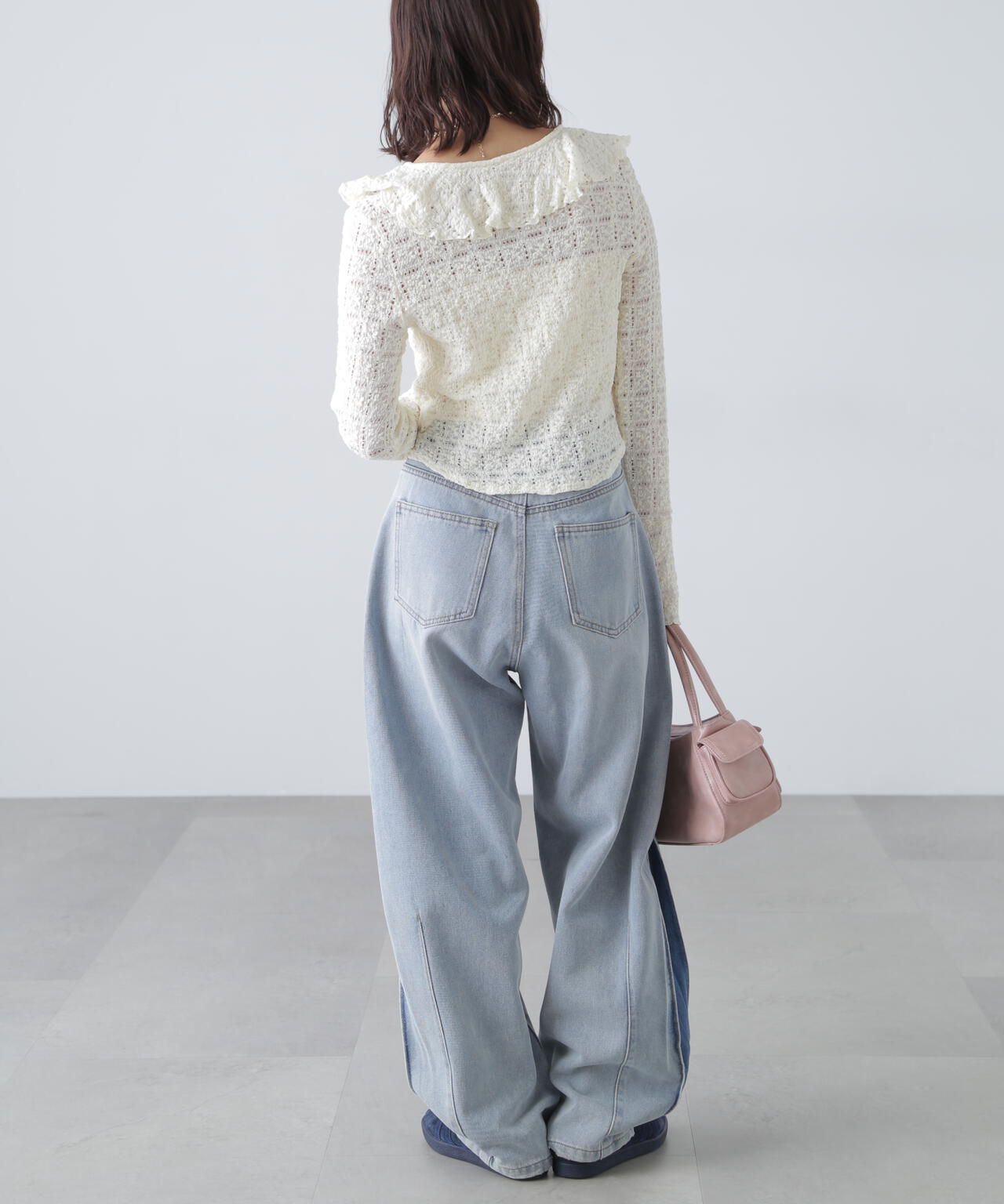 レースラッフルカットソーブラウス