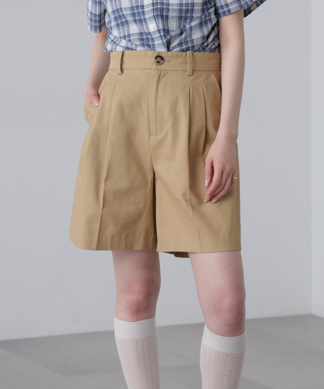 チノショートパンツ