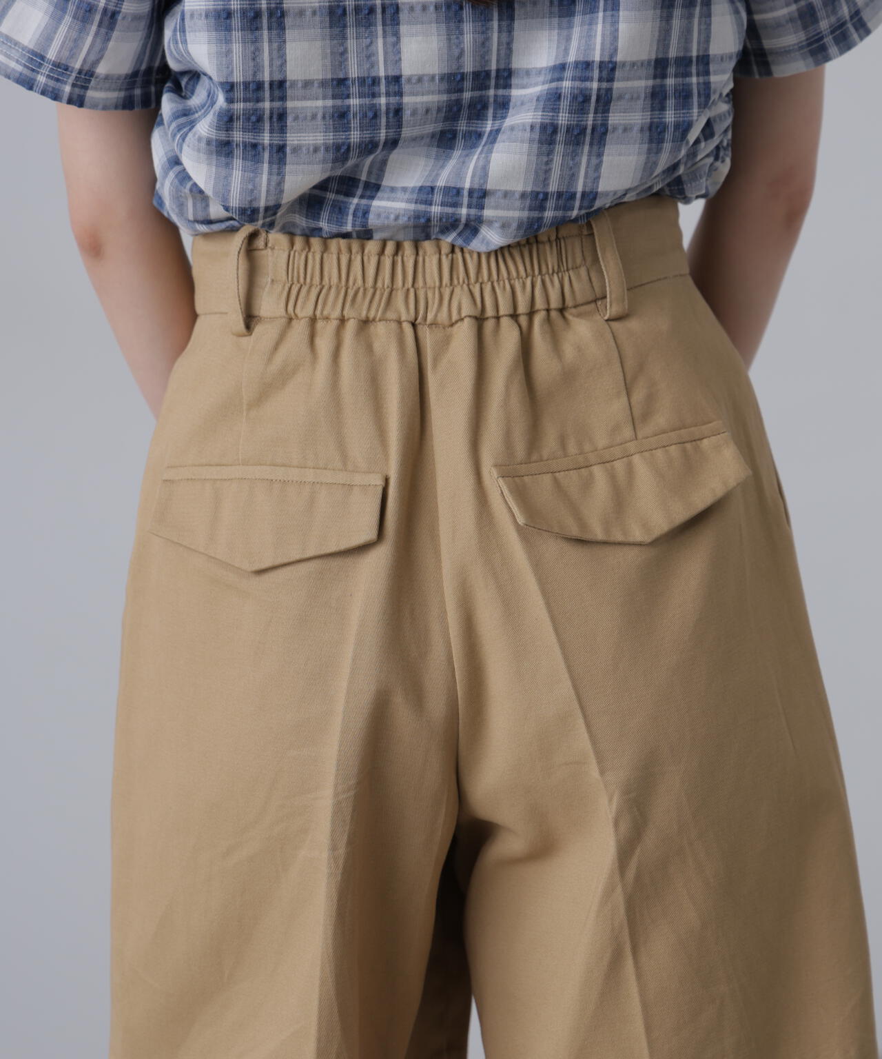 チノショートパンツ