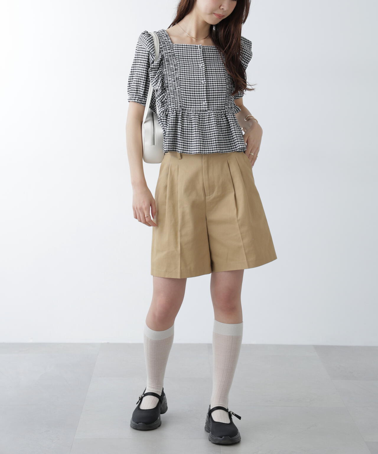 チノショートパンツ