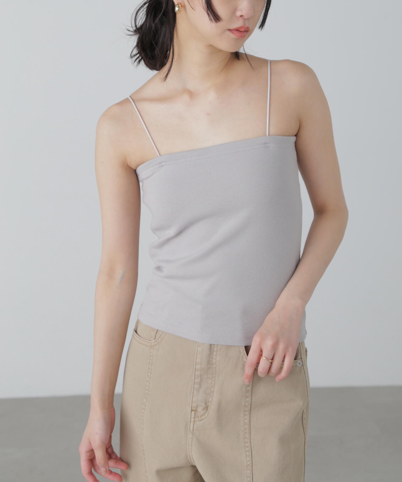 カップ付きベアキャミソール