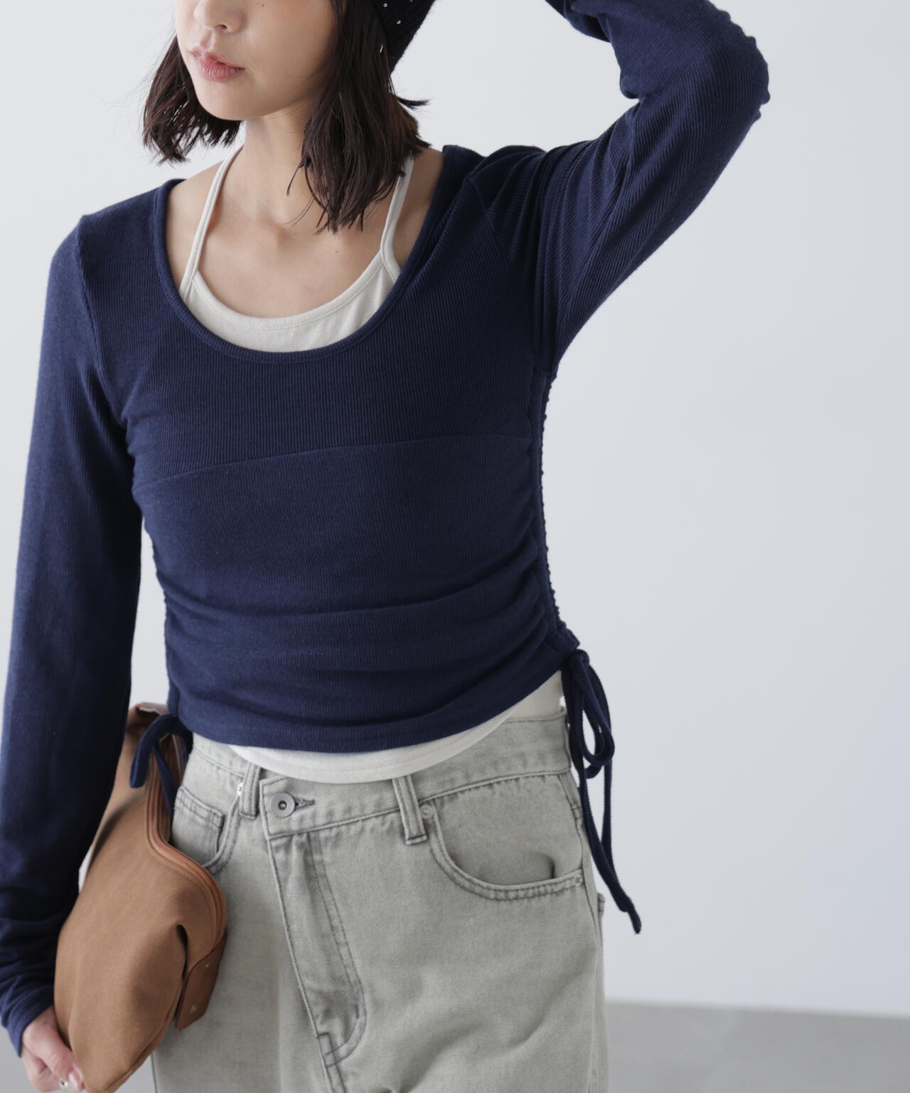 ホルターネックレイヤードサイドドロストカットソー