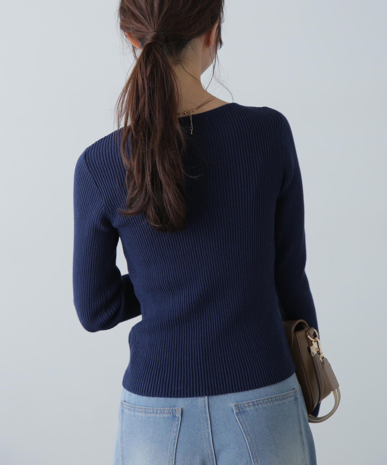 2598c5b0-6857-58e8-a2b6-79503e861d76_Image